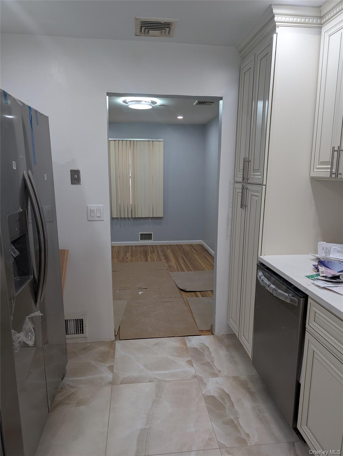 Single Family 228th  Queens, NY 11413, MLS-986493-10