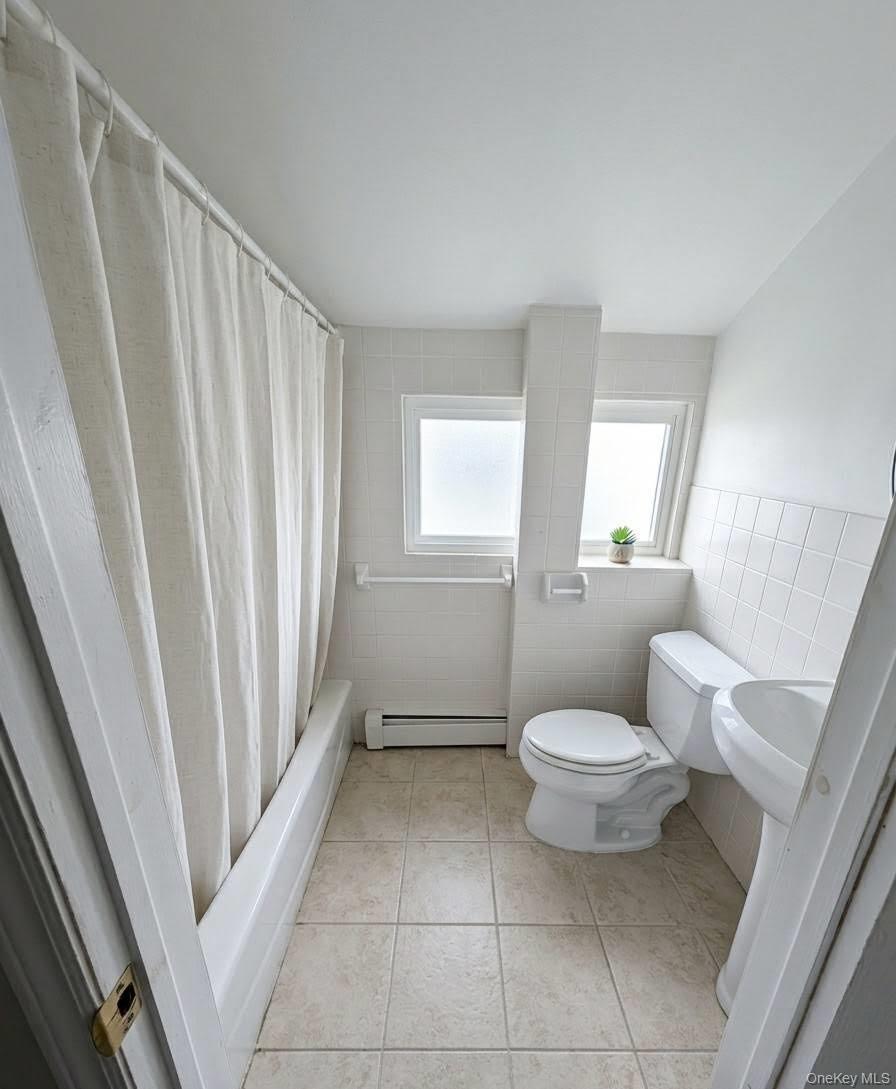 Single Family Falcon  Nassau County, NY 11756, MLS-986513-22