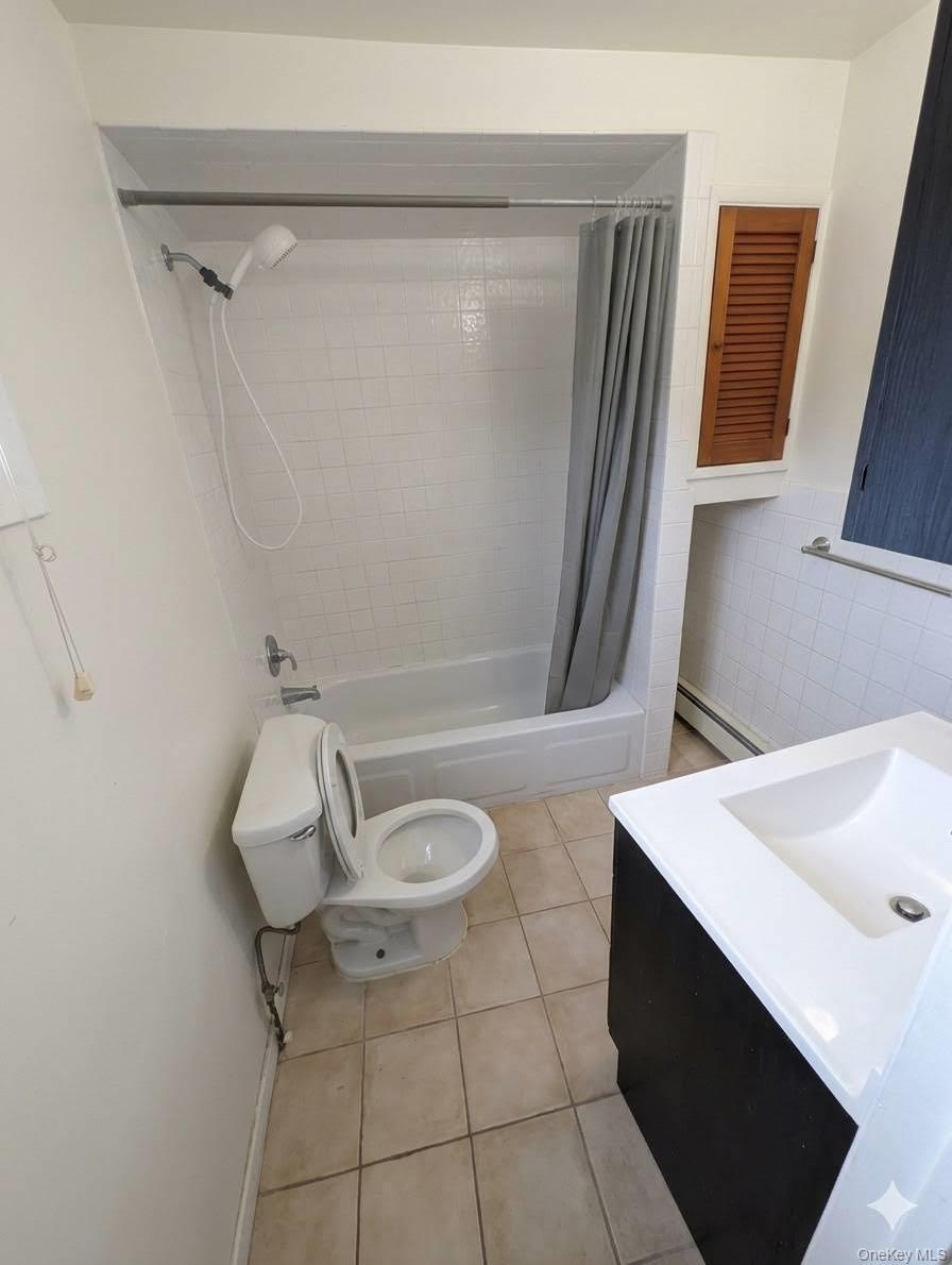Single Family Falcon  Nassau County, NY 11756, MLS-986513-7
