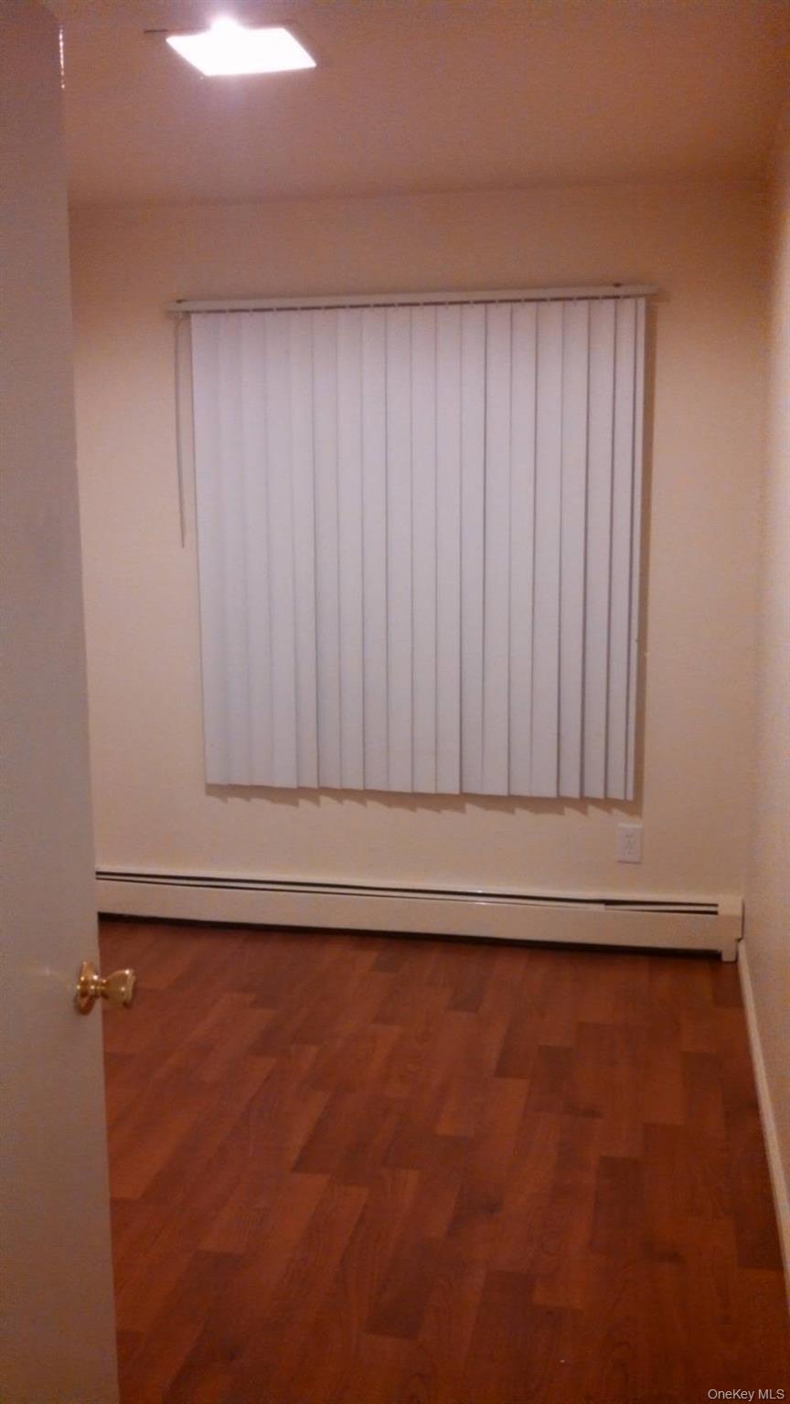 Single Family Falcon  Nassau County, NY 11756, MLS-986513-9