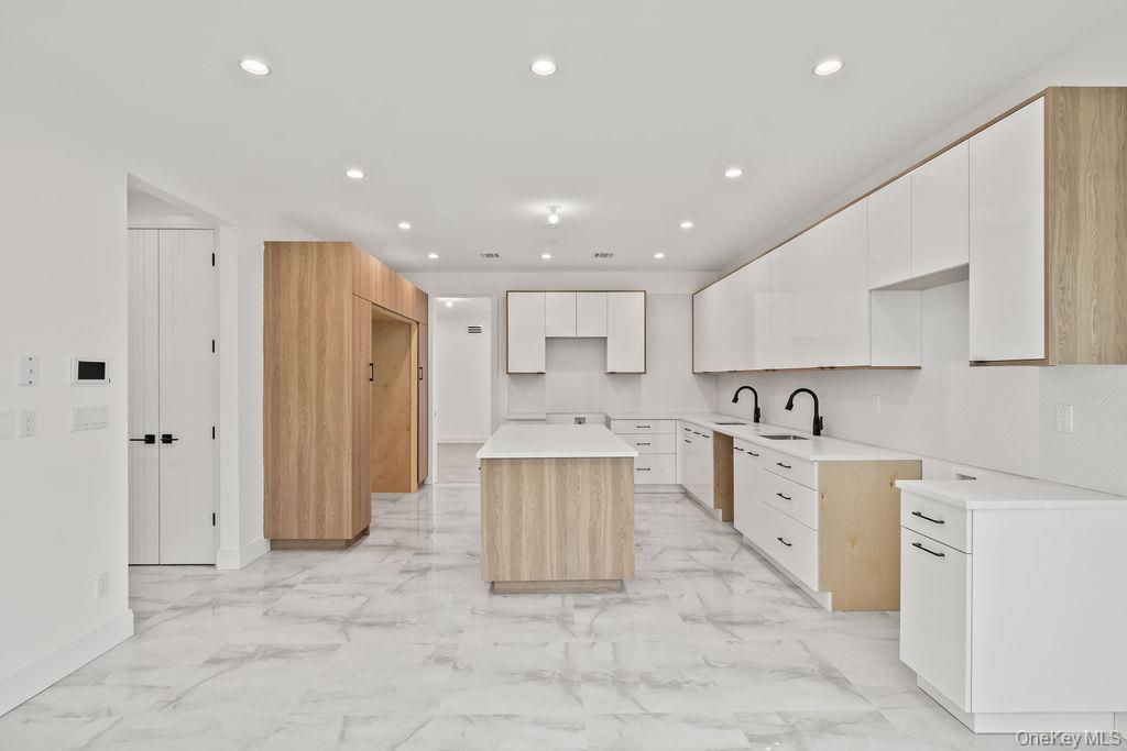 Condo Cole  Rockland County, NY 10977, MLS-986547-10