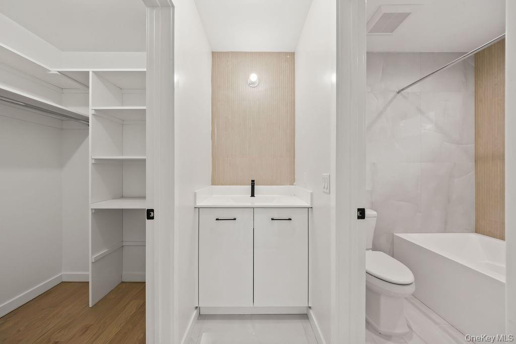 Condo Cole  Rockland County, NY 10977, MLS-986547-19