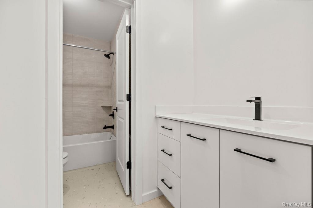 Condo Cole  Rockland County, NY 10977, MLS-986547-23