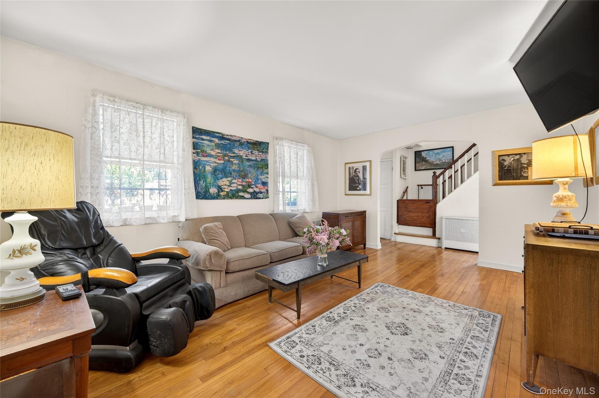 Single Family Albermarle  Nassau County, NY 11580, MLS-986550-4