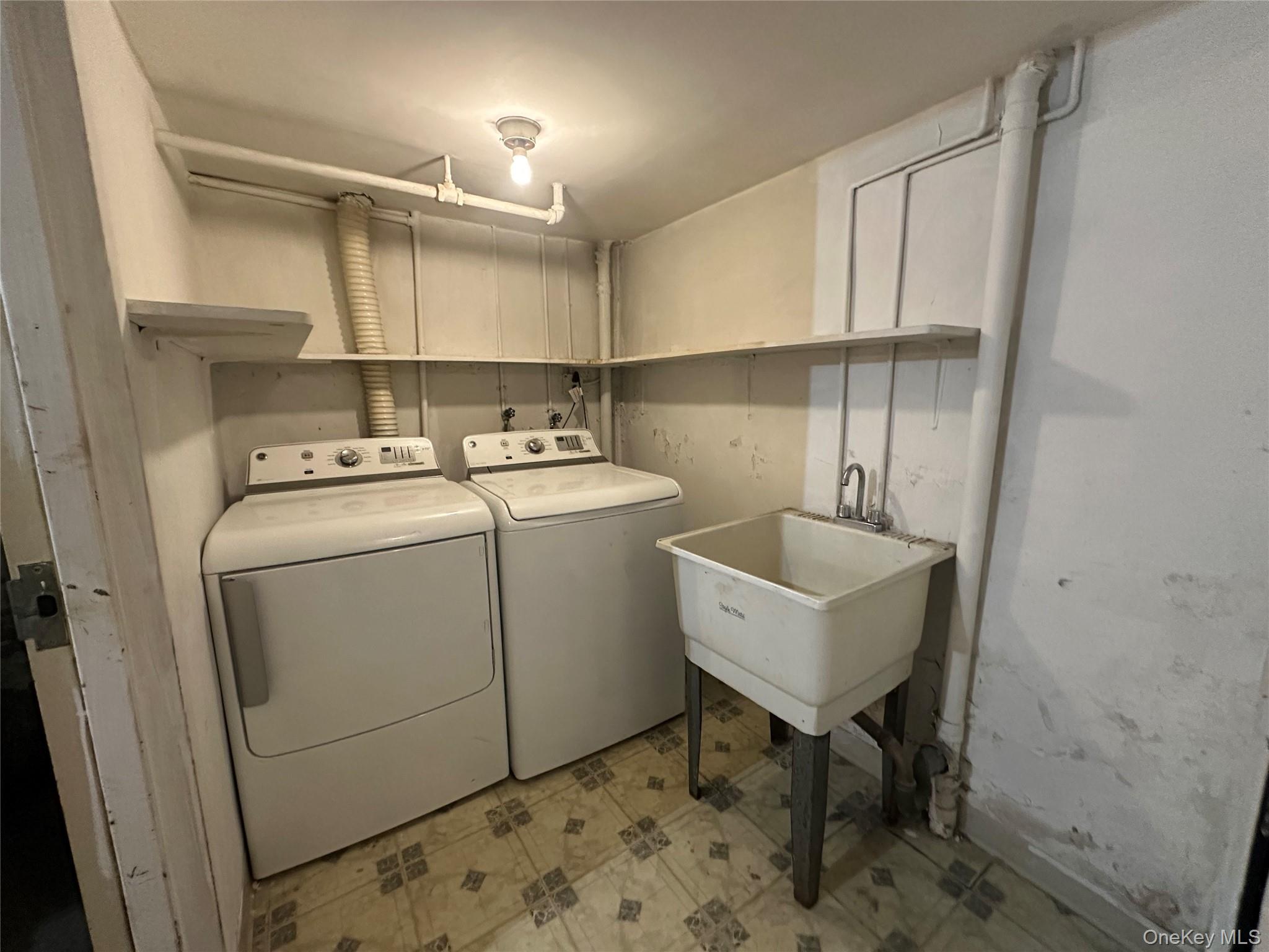 Single Family 20th Avenue  Queens, NY 11357, MLS-986554-23