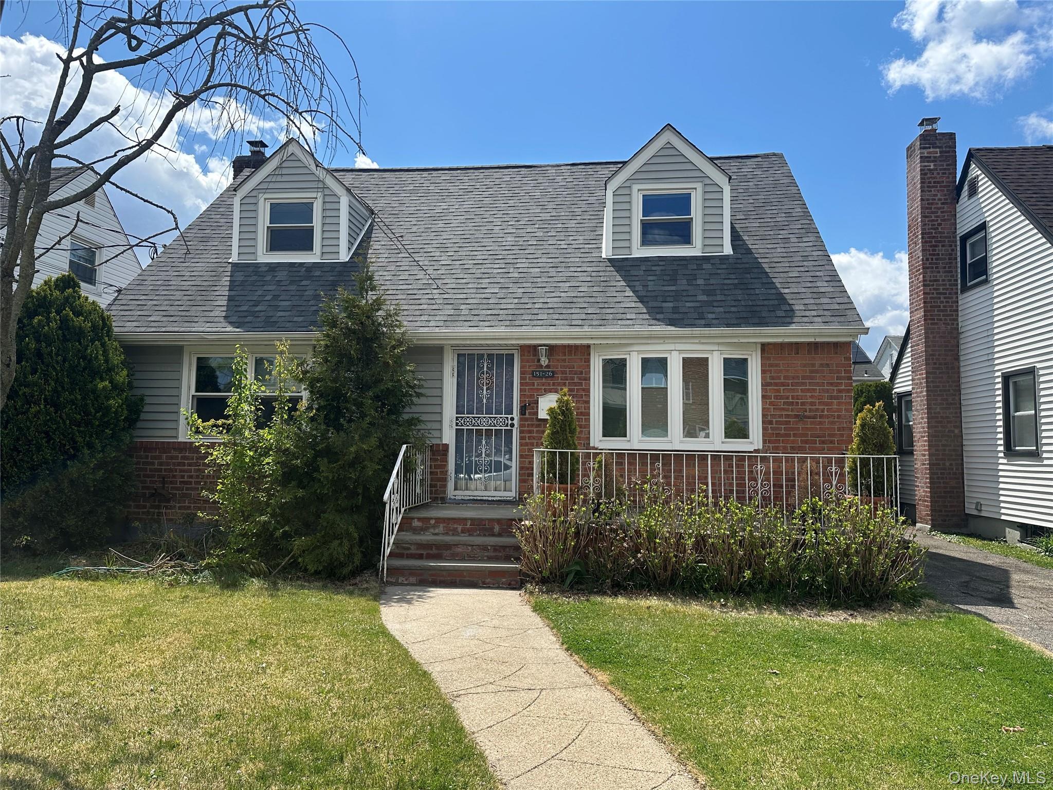 Single Family 20th Avenue  Queens, NY 11357, MLS-986554-3