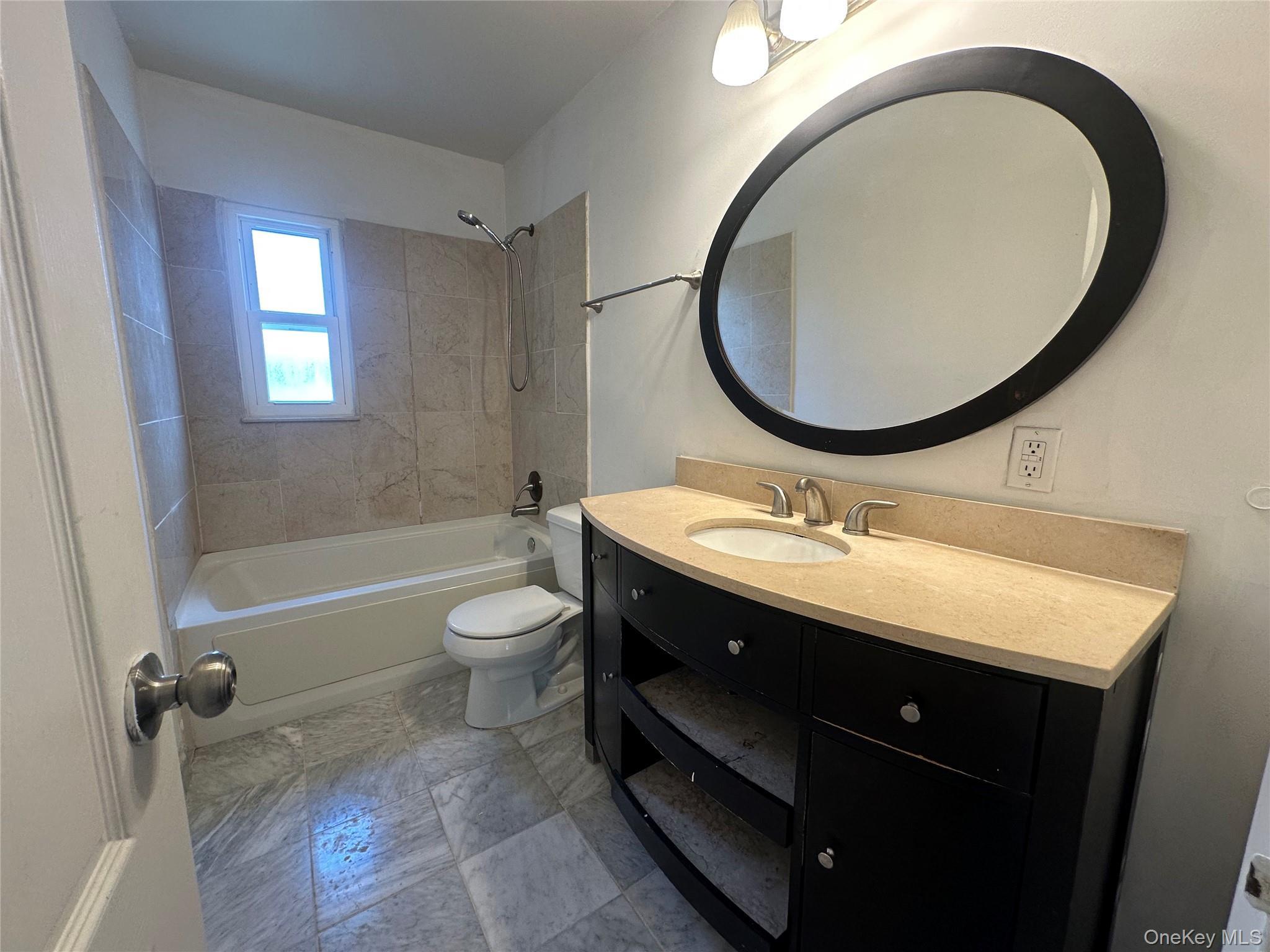 Single Family 20th Avenue  Queens, NY 11357, MLS-986554-8