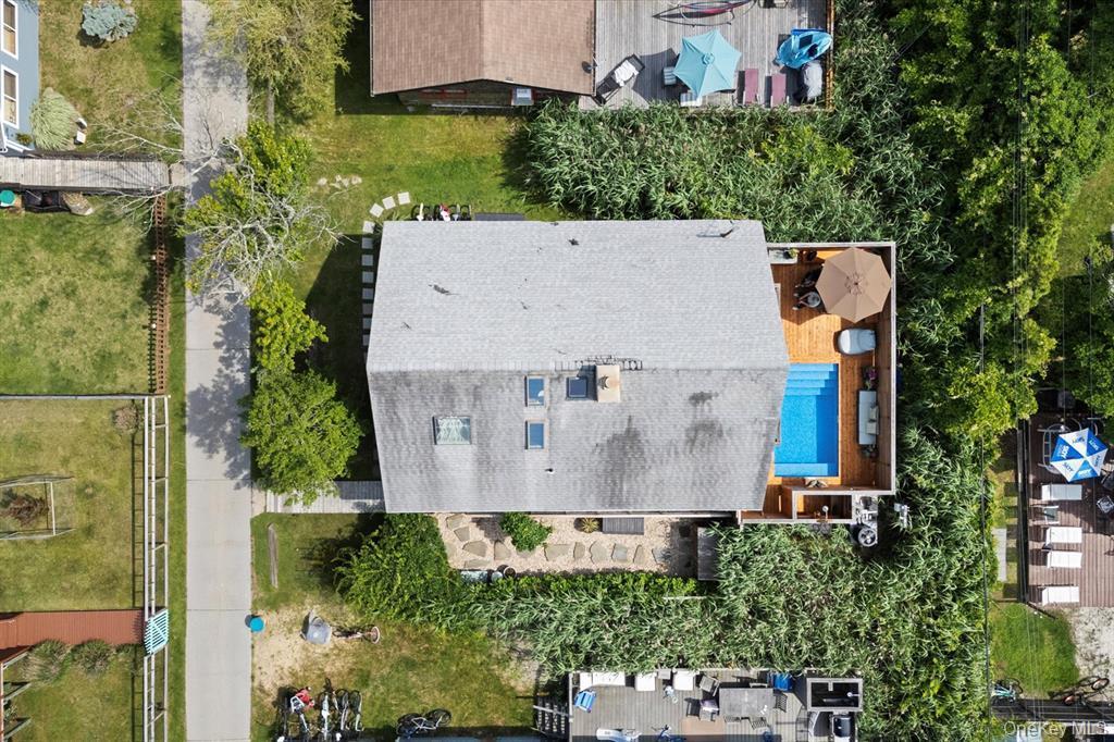 Single Family Bungalow Walk Suffolk County, NY 11770, MLS-986562-3