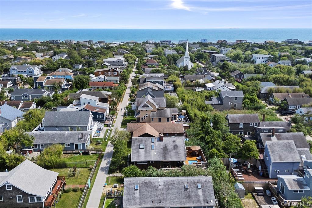 Single Family Bungalow Walk Suffolk County, NY 11770, MLS-986562-8