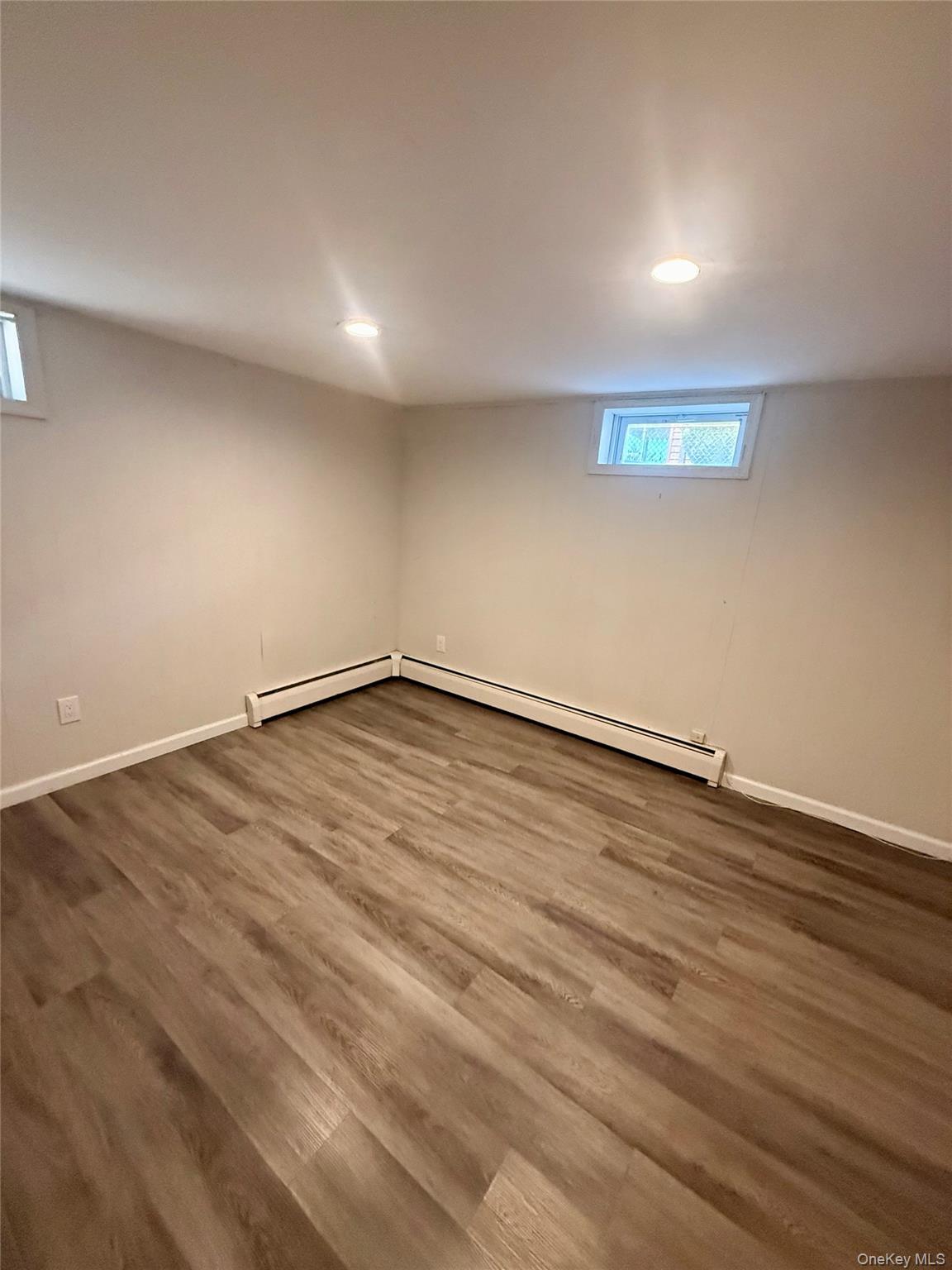 Single Family Starke  Nassau County, NY 11554, MLS-986597-17