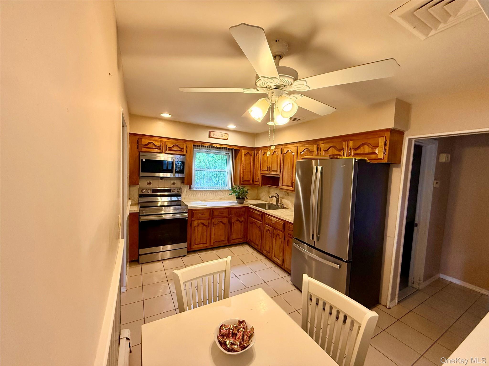 Single Family Starke  Nassau County, NY 11554, MLS-986597-6