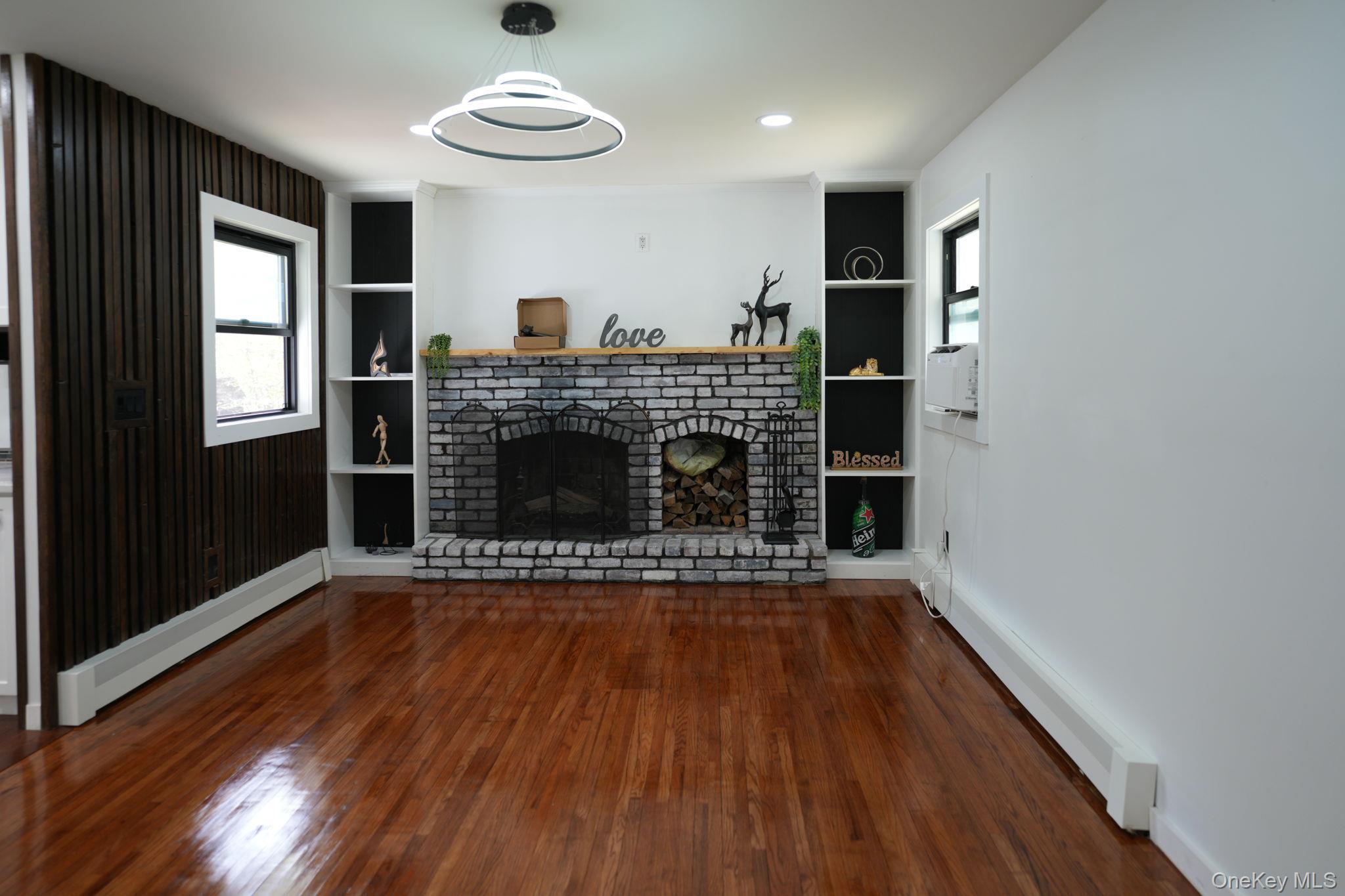 Single Family Storyland  Suffolk County, NY 11733, MLS-986598-20