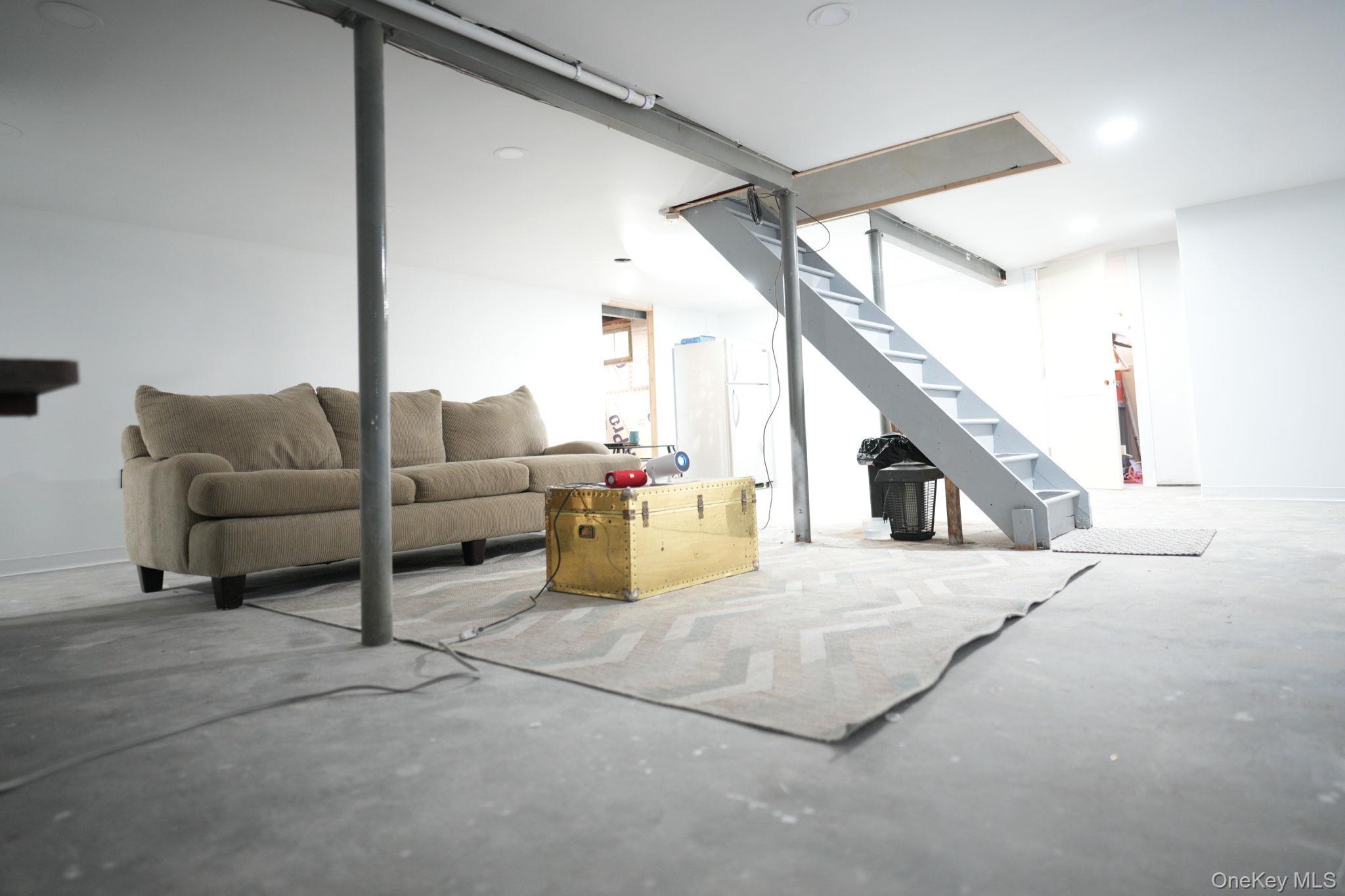 Single Family Storyland  Suffolk County, NY 11733, MLS-986598-31