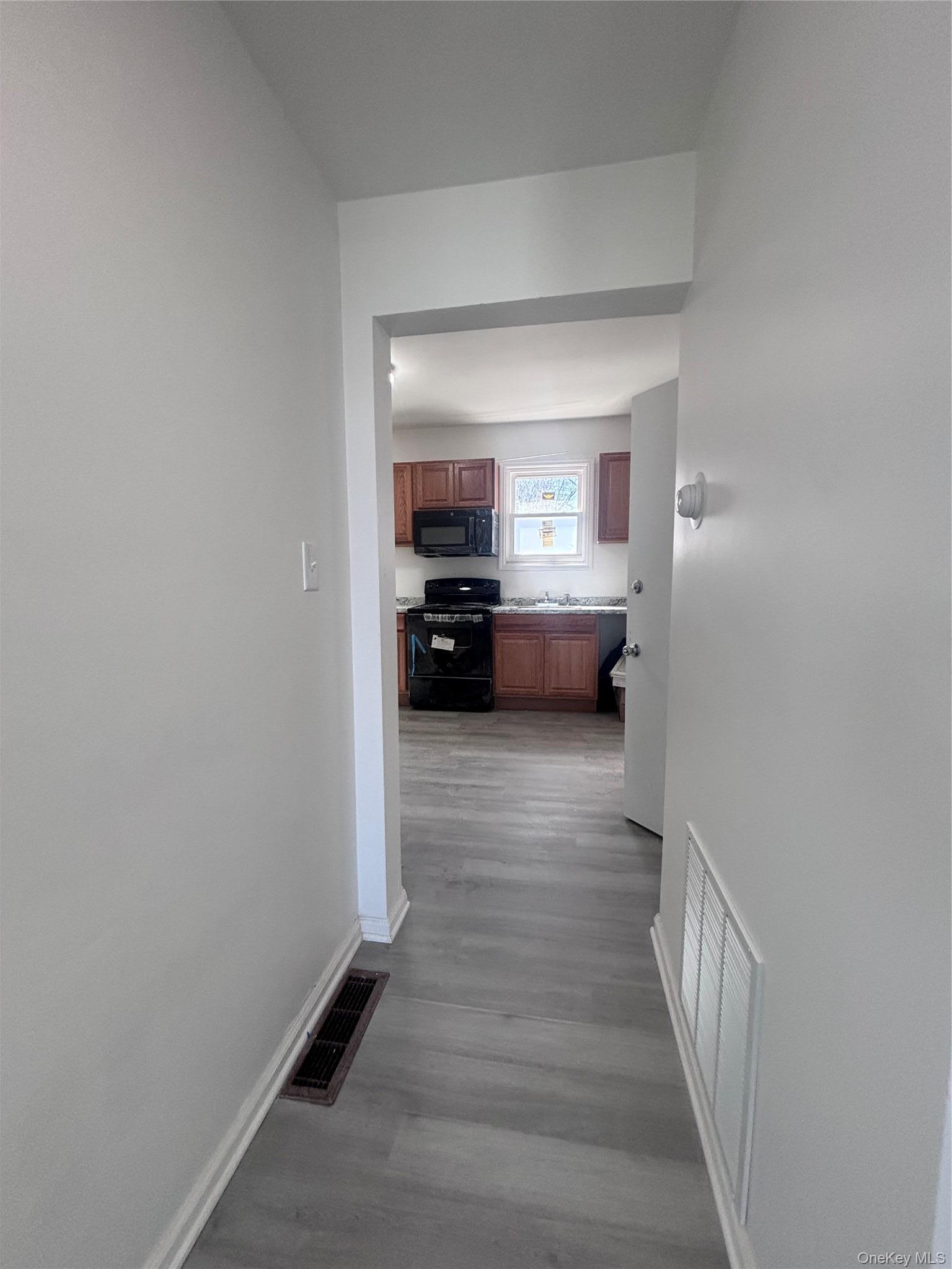 Single Family 3rd Street Albany County, NY 12206, MLS-986600-5