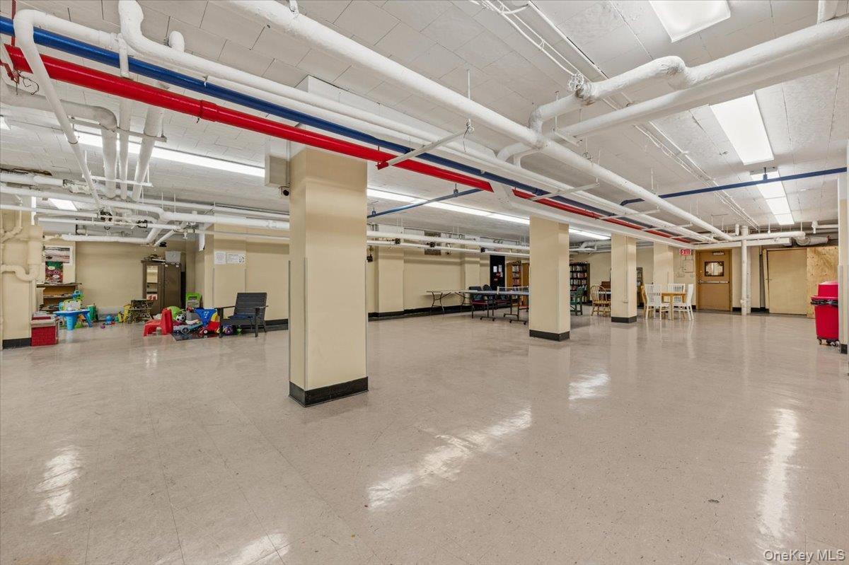 Coop Knolls  Bronx, NY 10463, MLS-986609-16