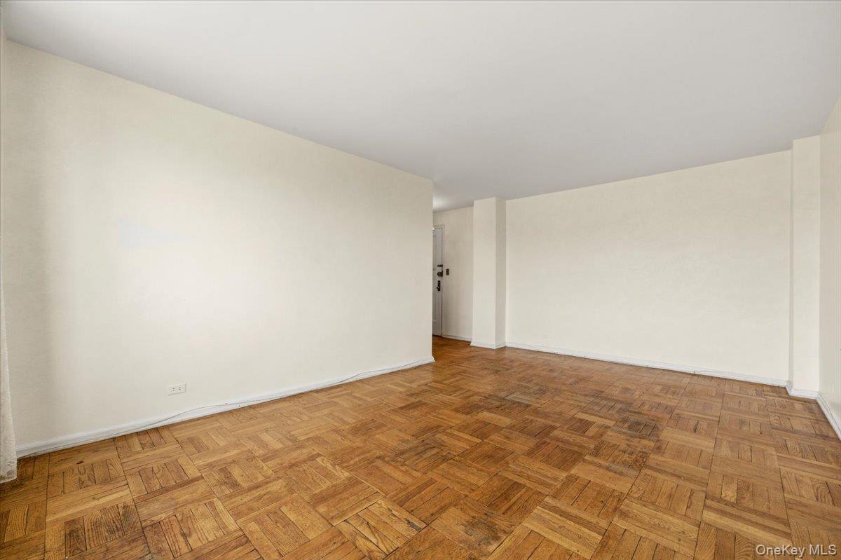 Coop Knolls  Bronx, NY 10463, MLS-986609-3