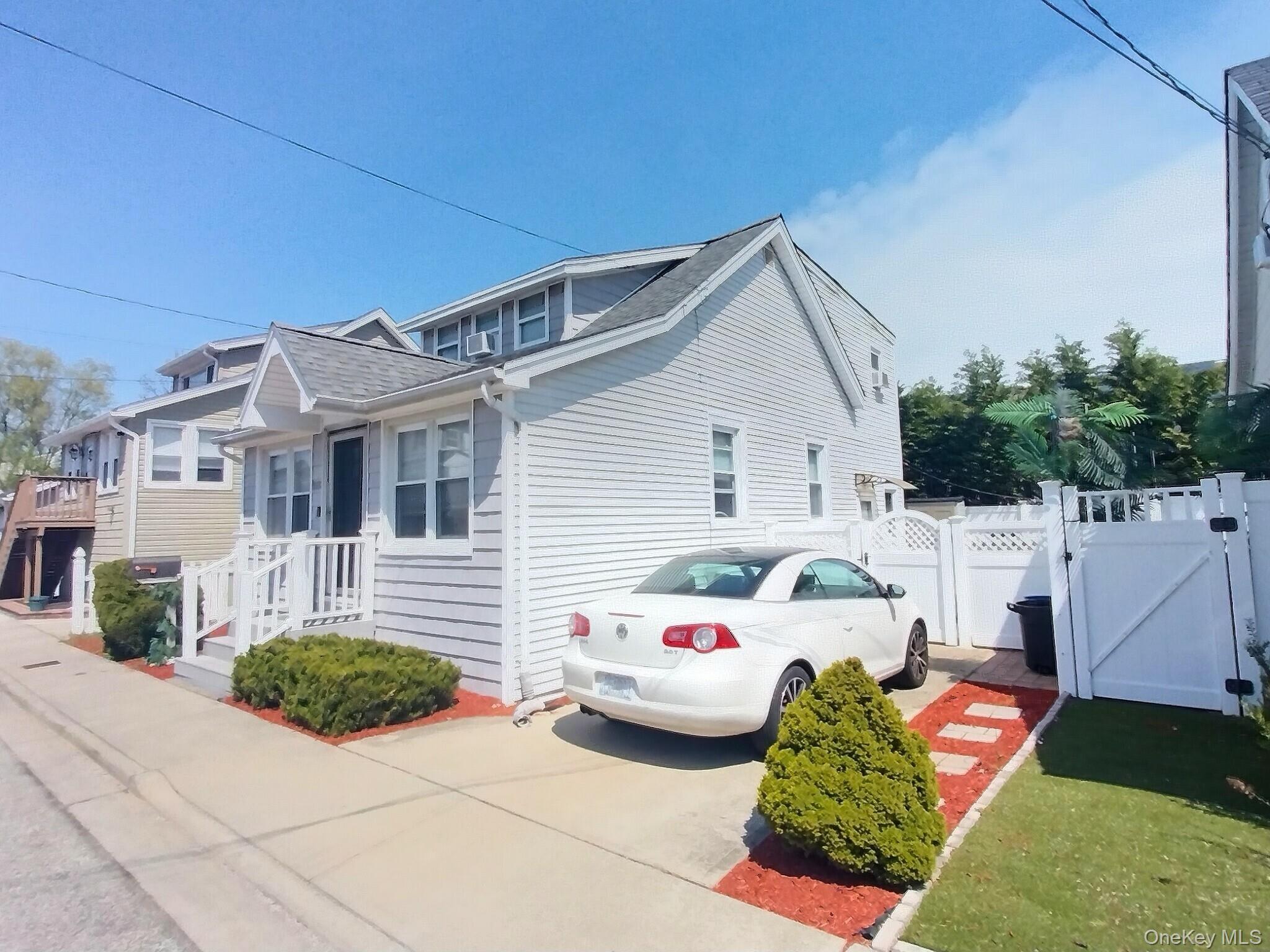 Single Family Morrow  Nassau County, NY 11572, MLS-986611-3