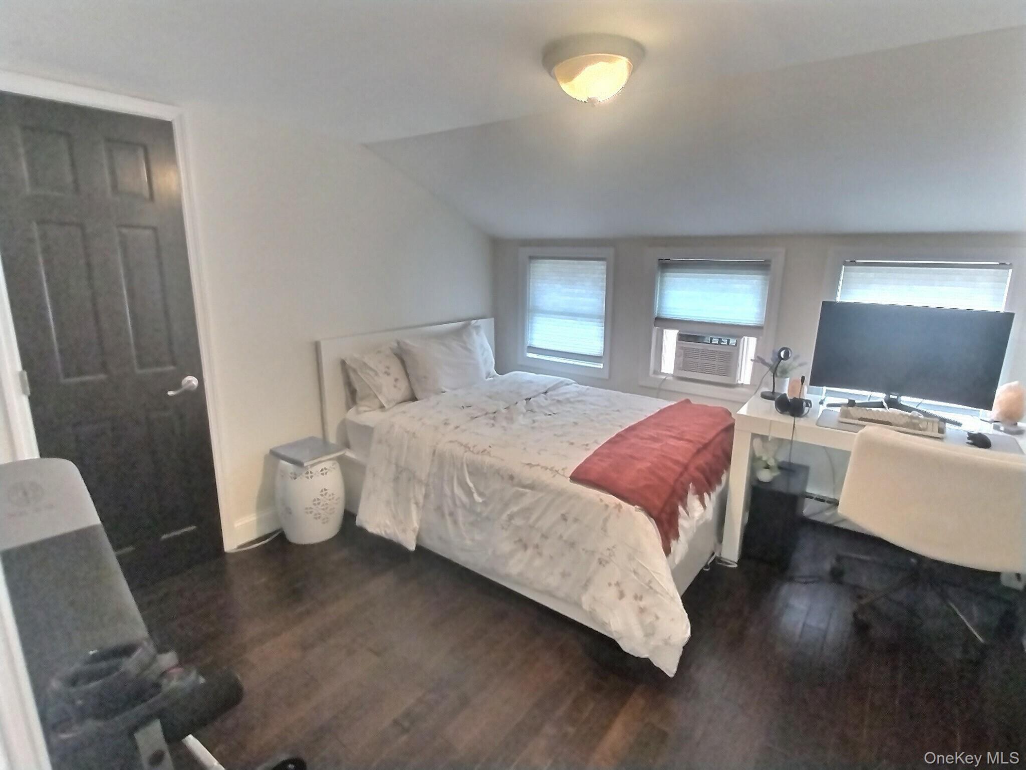 Single Family Morrow  Nassau County, NY 11572, MLS-986611-31