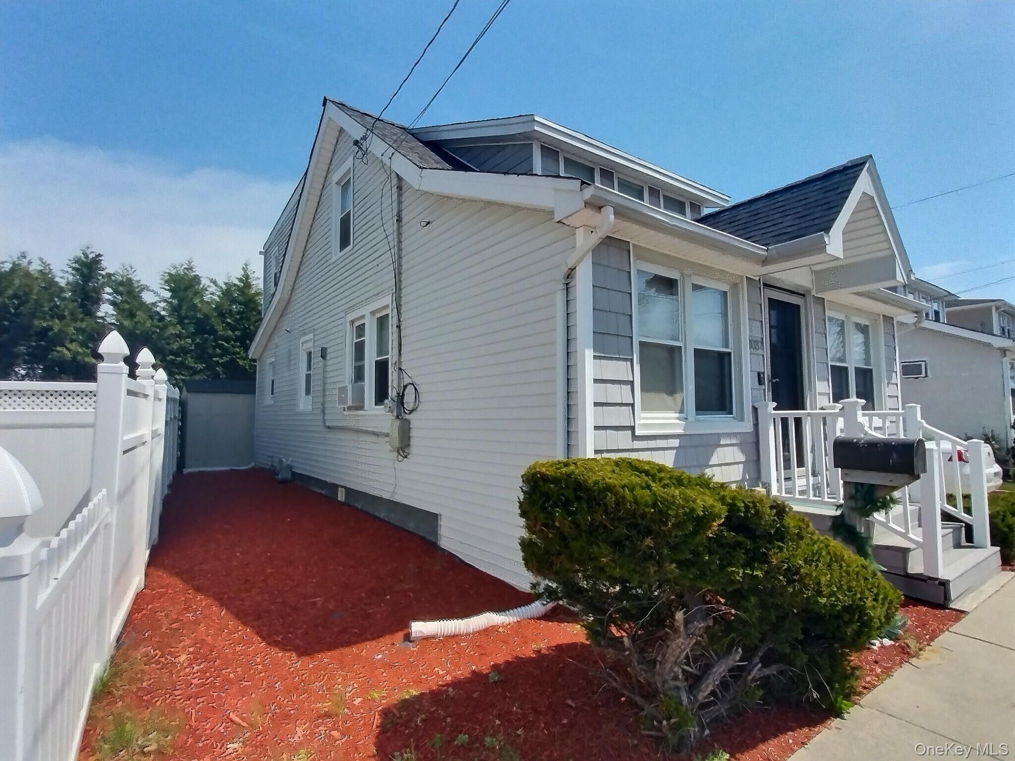 Single Family Morrow  Nassau County, NY 11572, MLS-986611-4