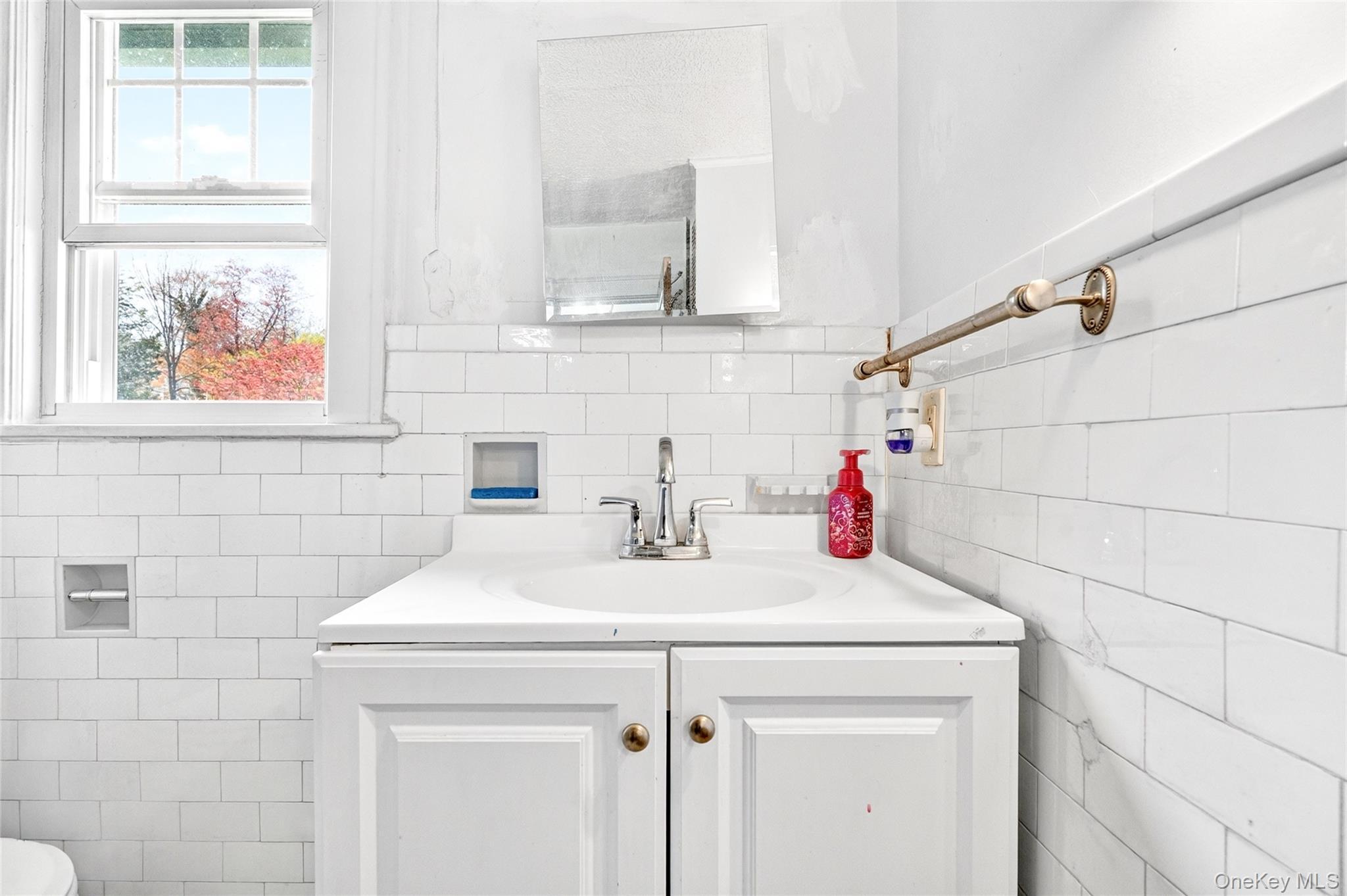 Single Family Hutchinson  Westchester County, NY 10552, MLS-986636-36