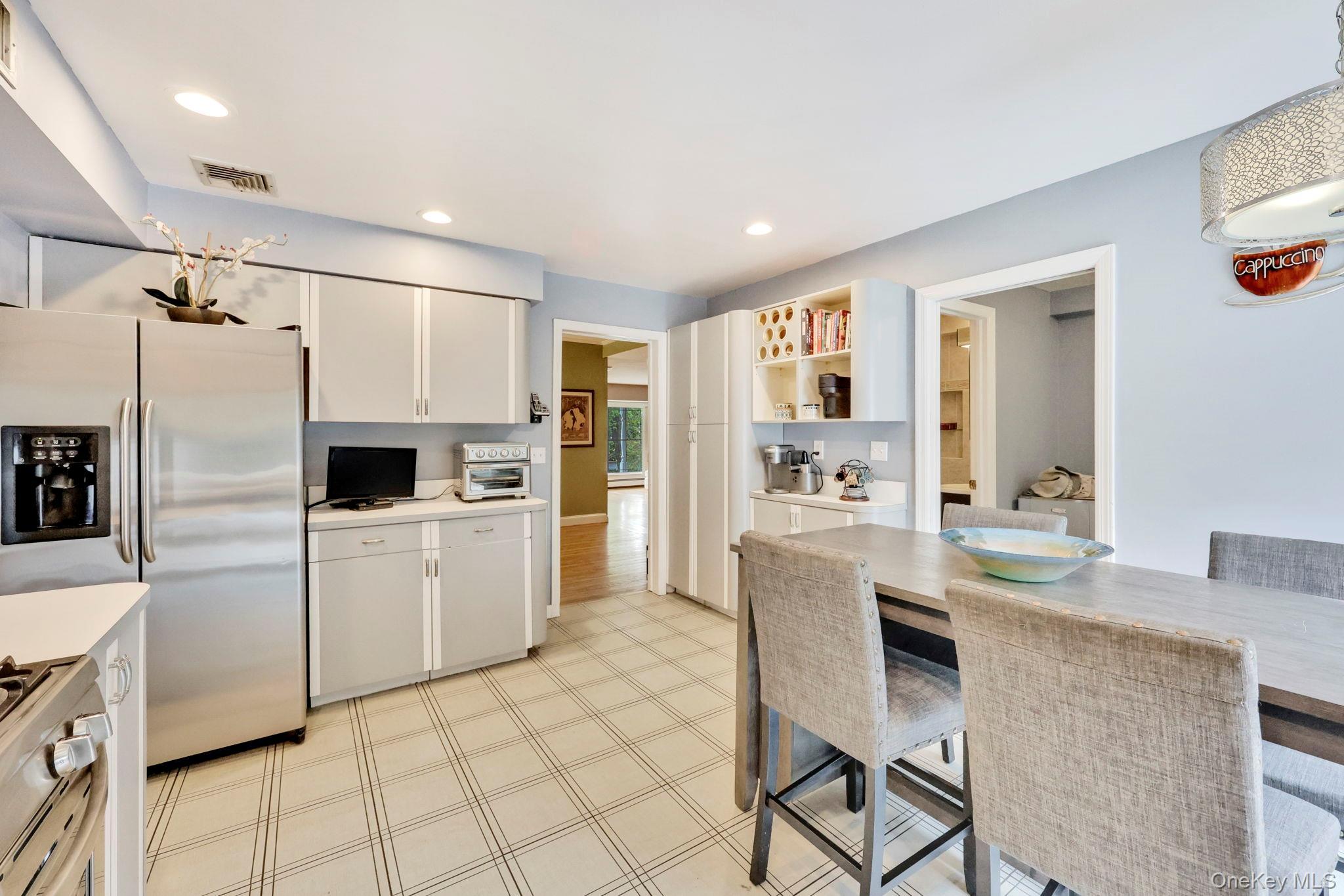 Single Family Ocean Avenue  Nassau County, NY 11598, MLS-986640-12