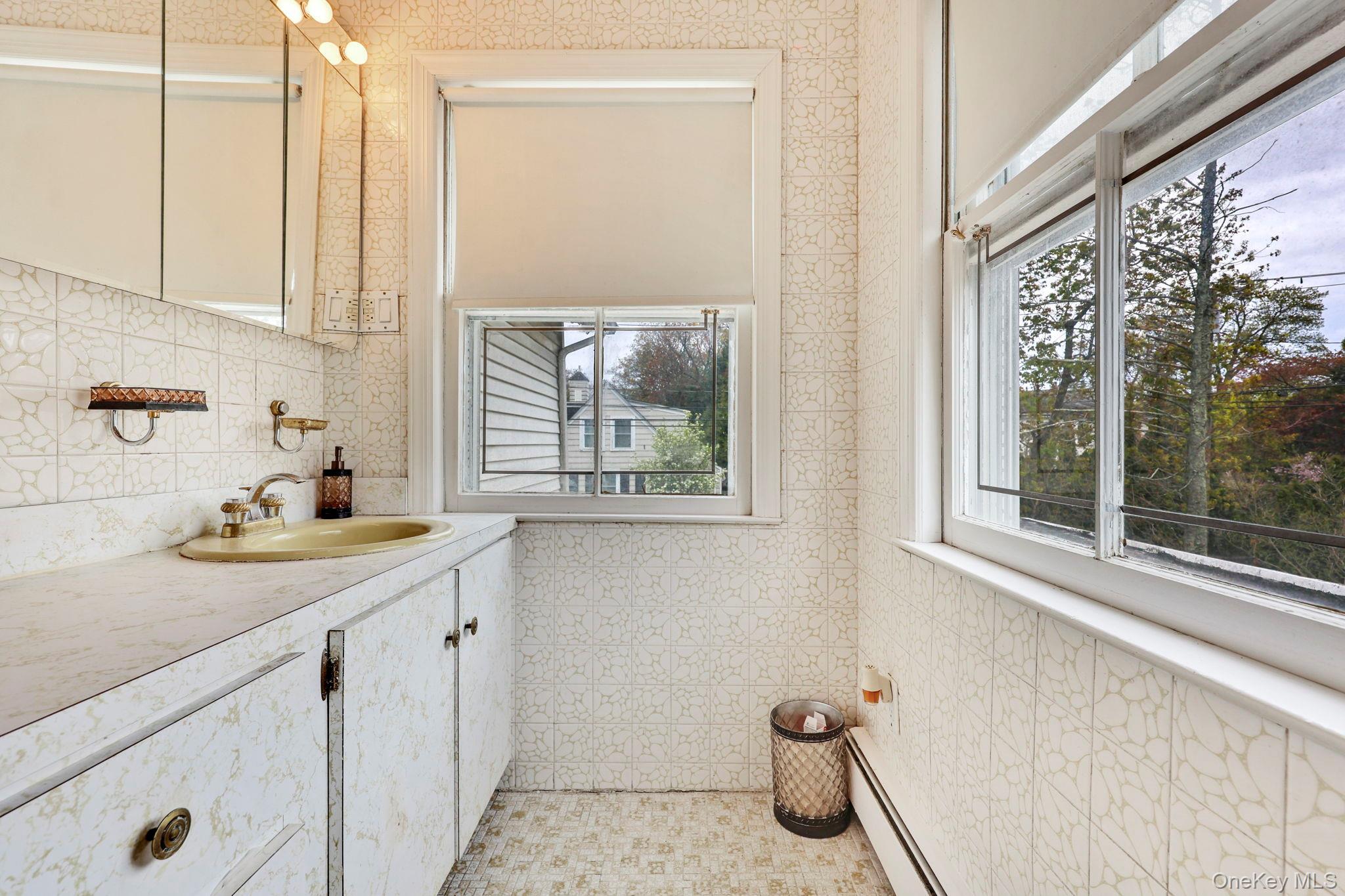Single Family Ocean Avenue  Nassau County, NY 11598, MLS-986640-21