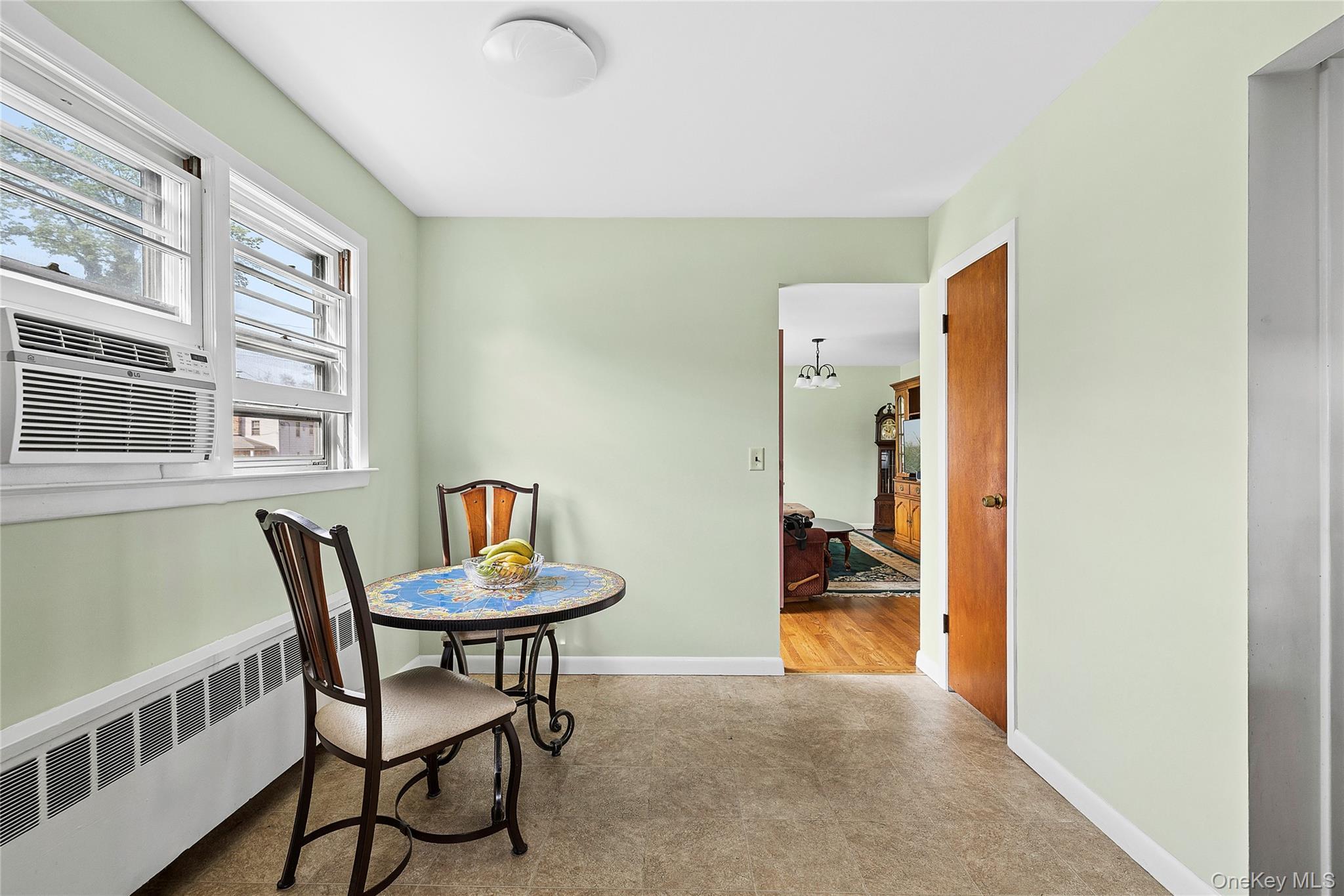 Single Family Lindbergh  Nassau County, NY 11542, MLS-986642-6