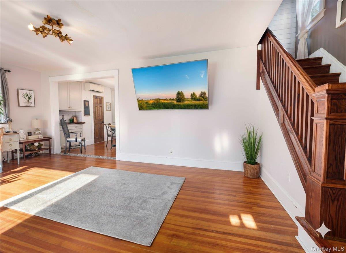 Single Family Hillside  Rockland County, NY 10901, MLS-986683-9