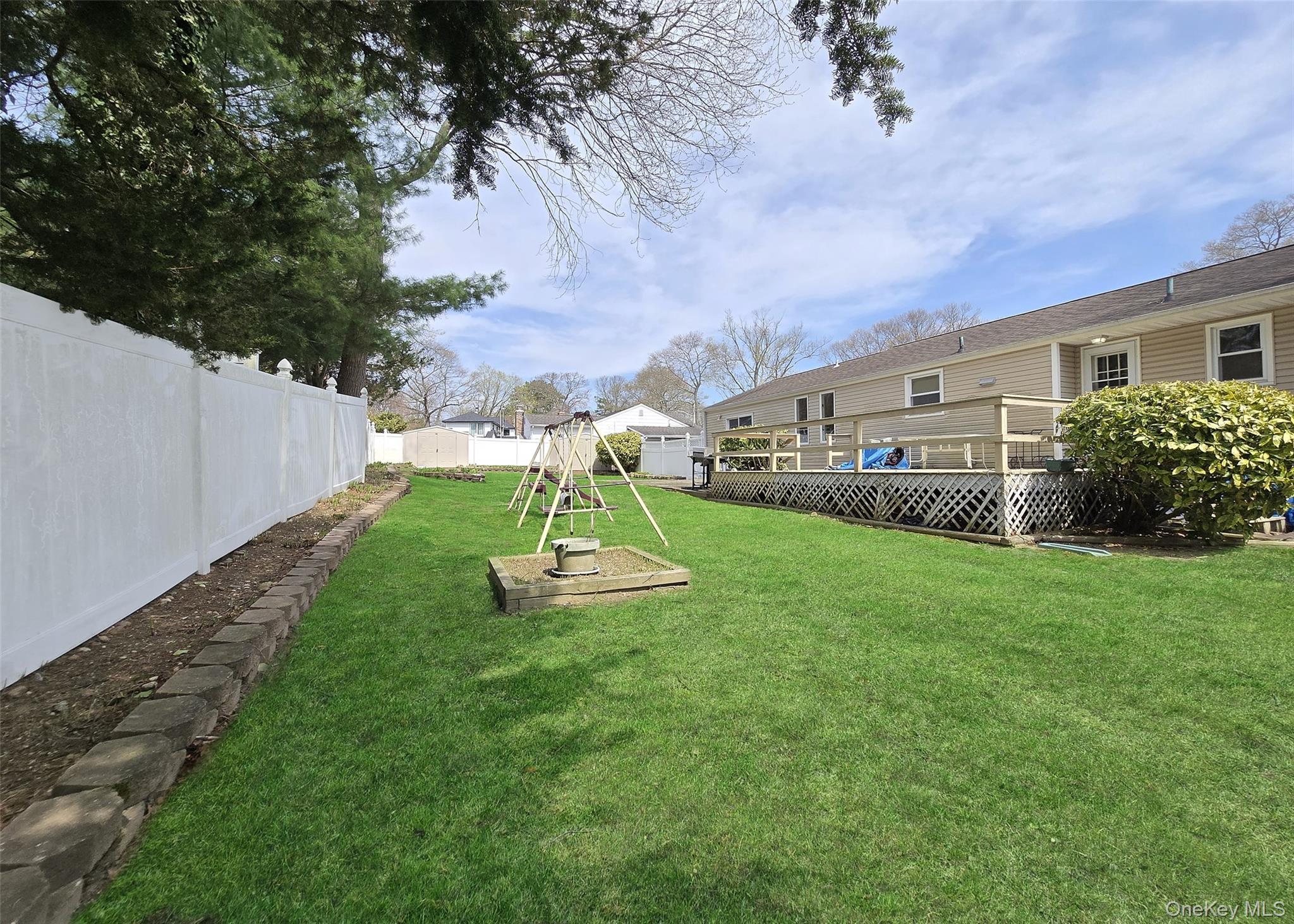 Single Family 3rd  Suffolk County, NY 11779, MLS-986692-18