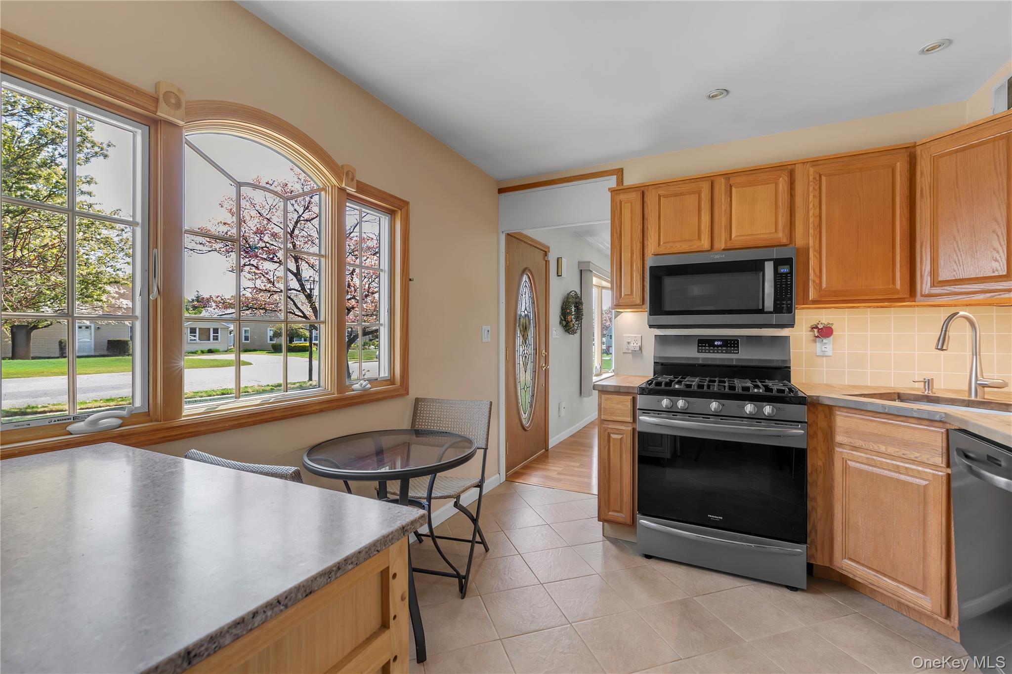 Single Family Jamaica  Nassau County, NY 11514, MLS-986700-3