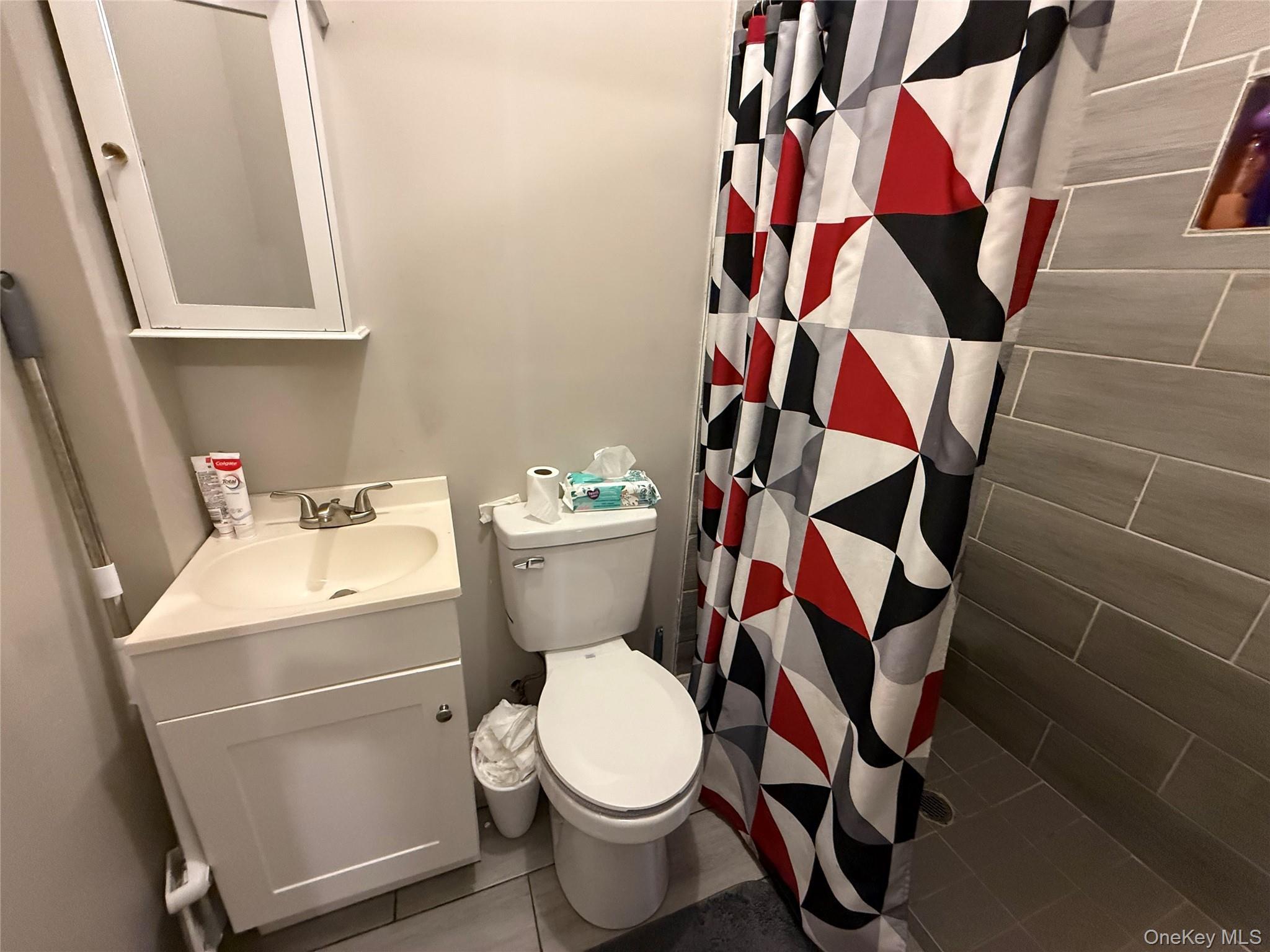 Single Family Chapel Hill  Suffolk County, NY 11717, MLS-986705-23