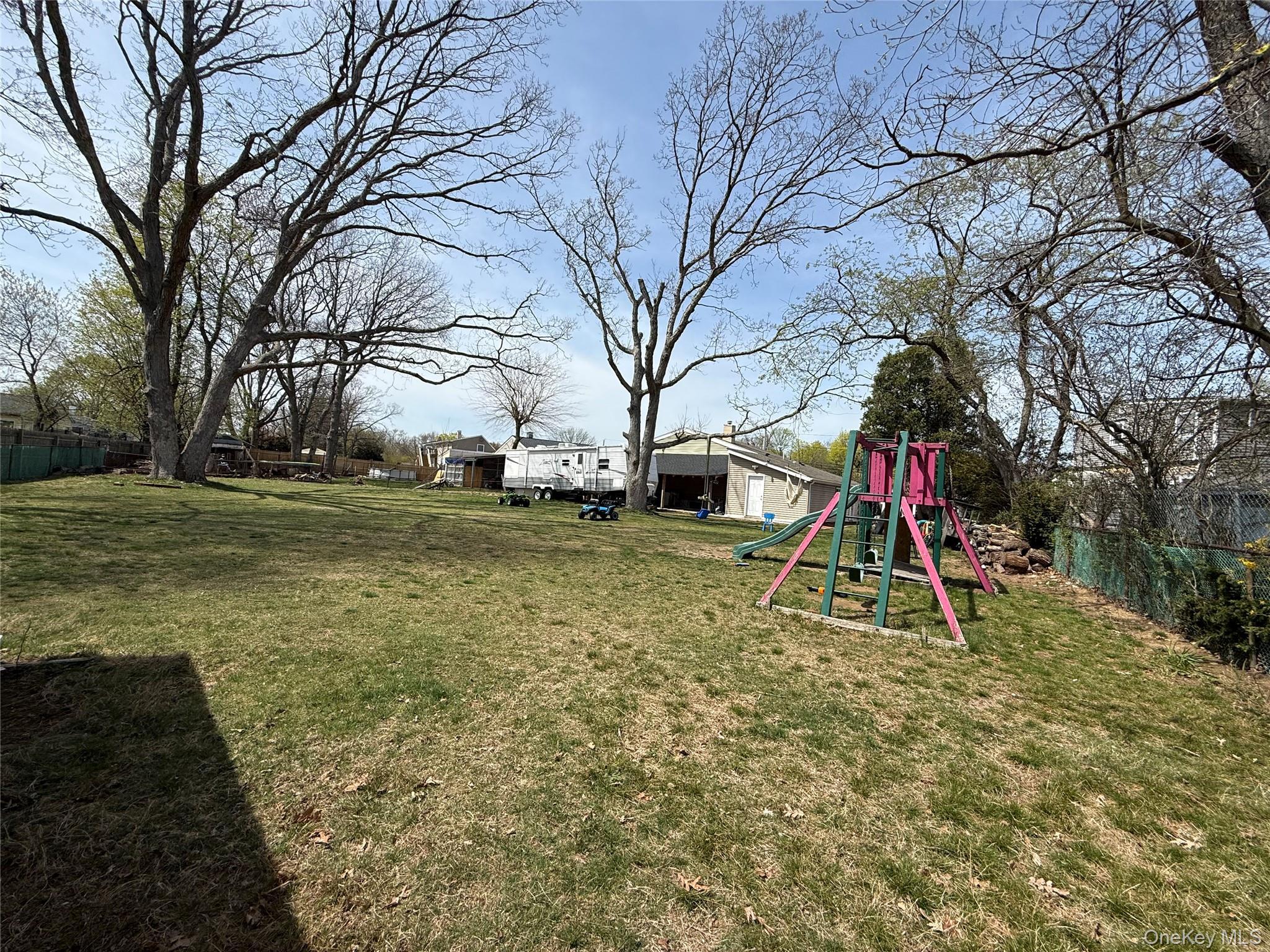 Single Family Chapel Hill  Suffolk County, NY 11717, MLS-986705-26