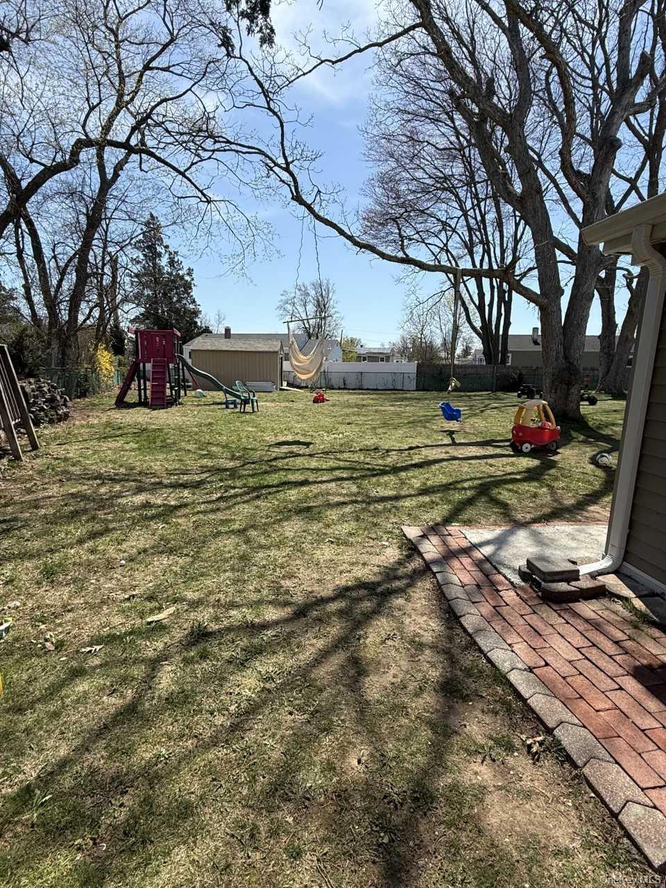 Single Family Chapel Hill  Suffolk County, NY 11717, MLS-986705-27