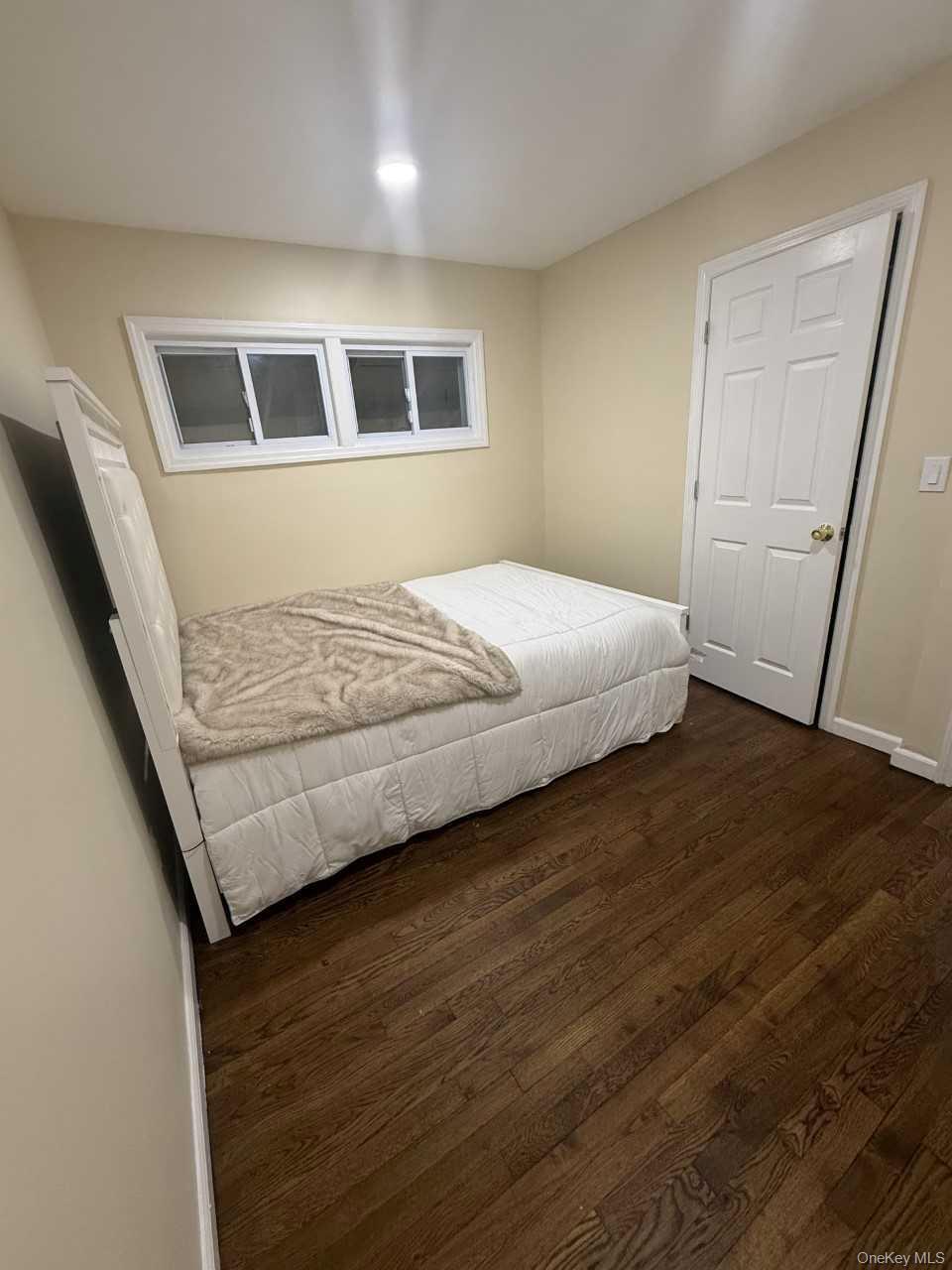 Single Family Chapel Hill  Suffolk County, NY 11717, MLS-986705-7