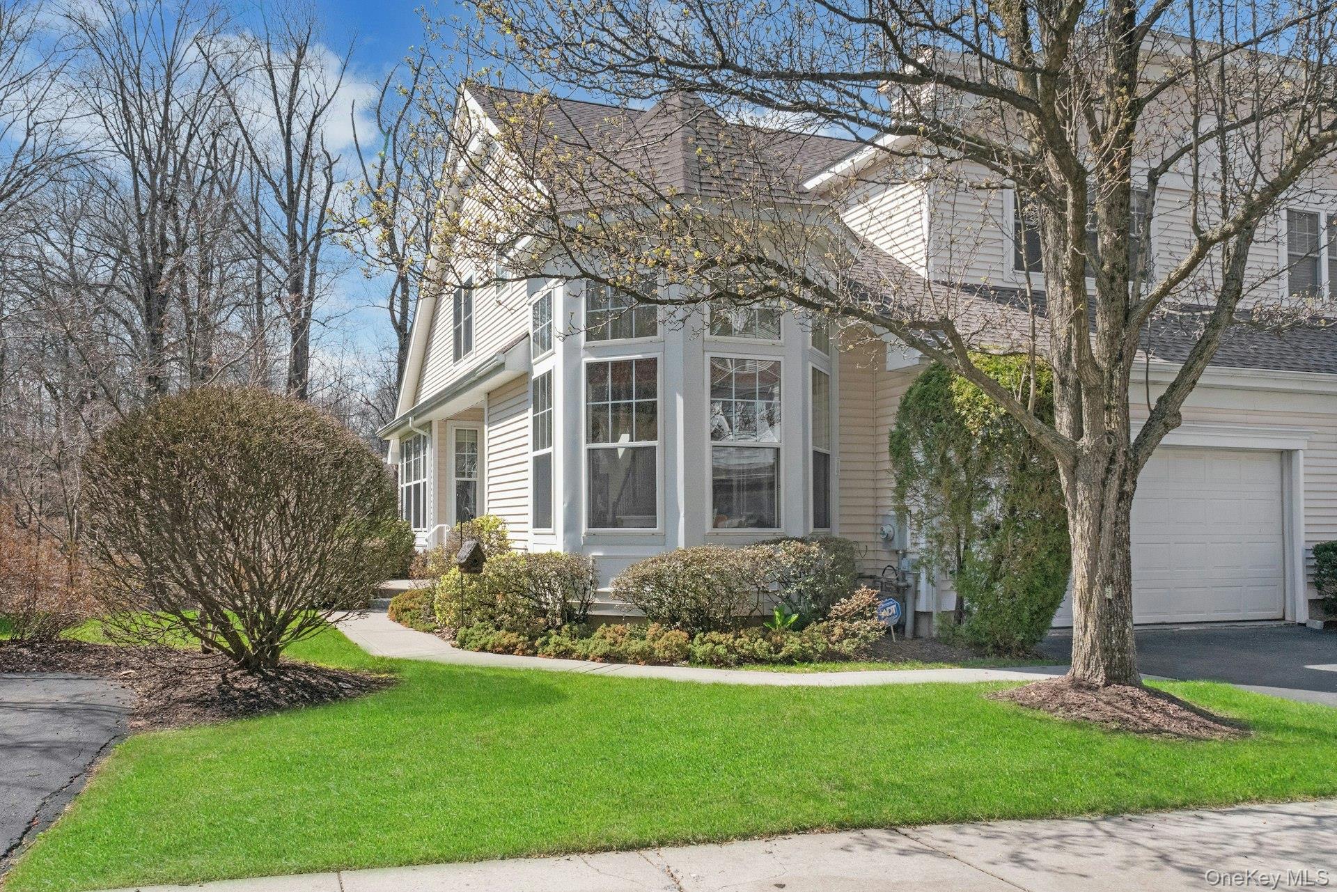 Condo Briarbrook  Westchester County, NY 10510, MLS-986722-3