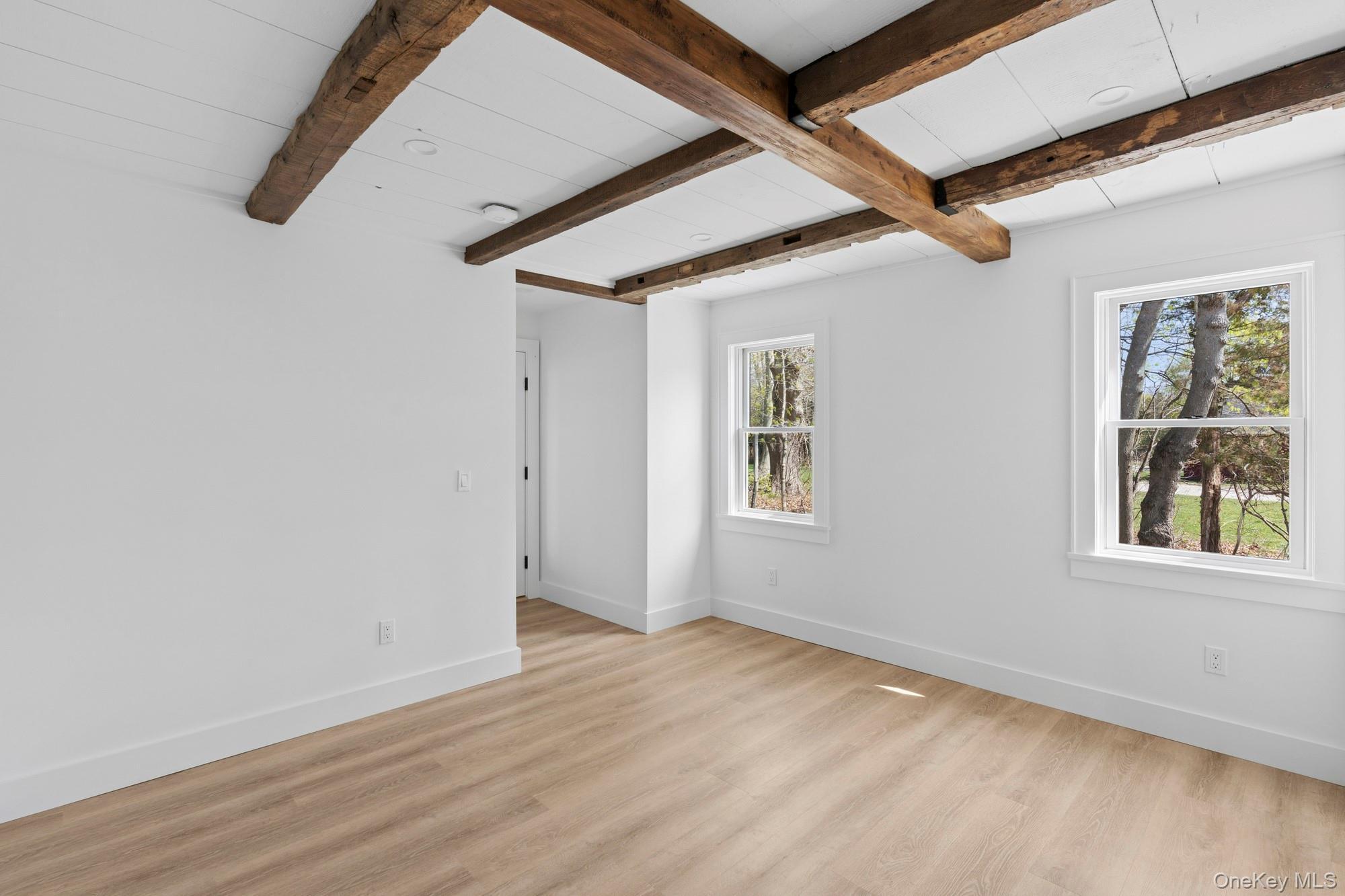 Single Family Main  Suffolk County, NY 11948, MLS-986729-13