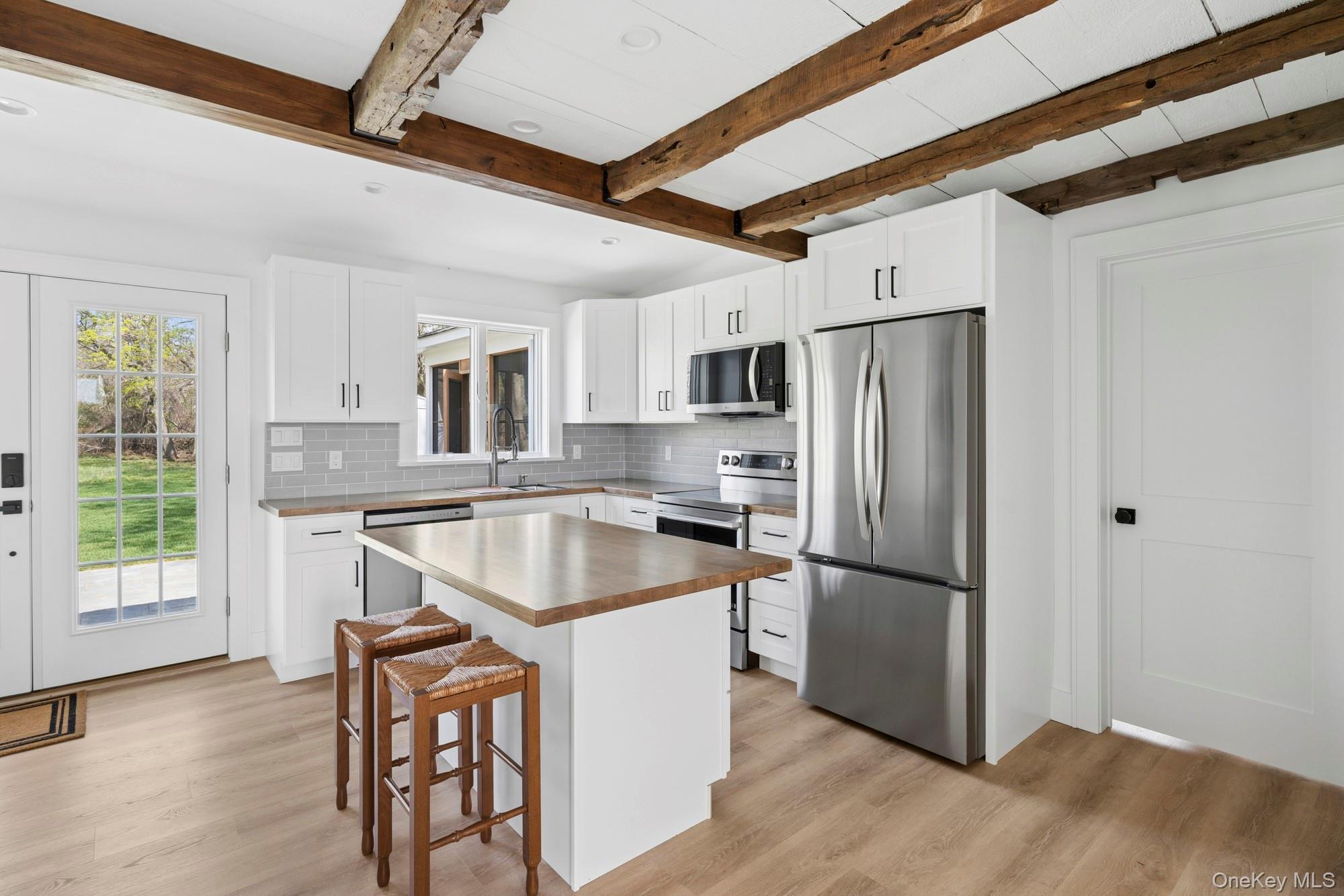 Single Family Main  Suffolk County, NY 11948, MLS-986729-6