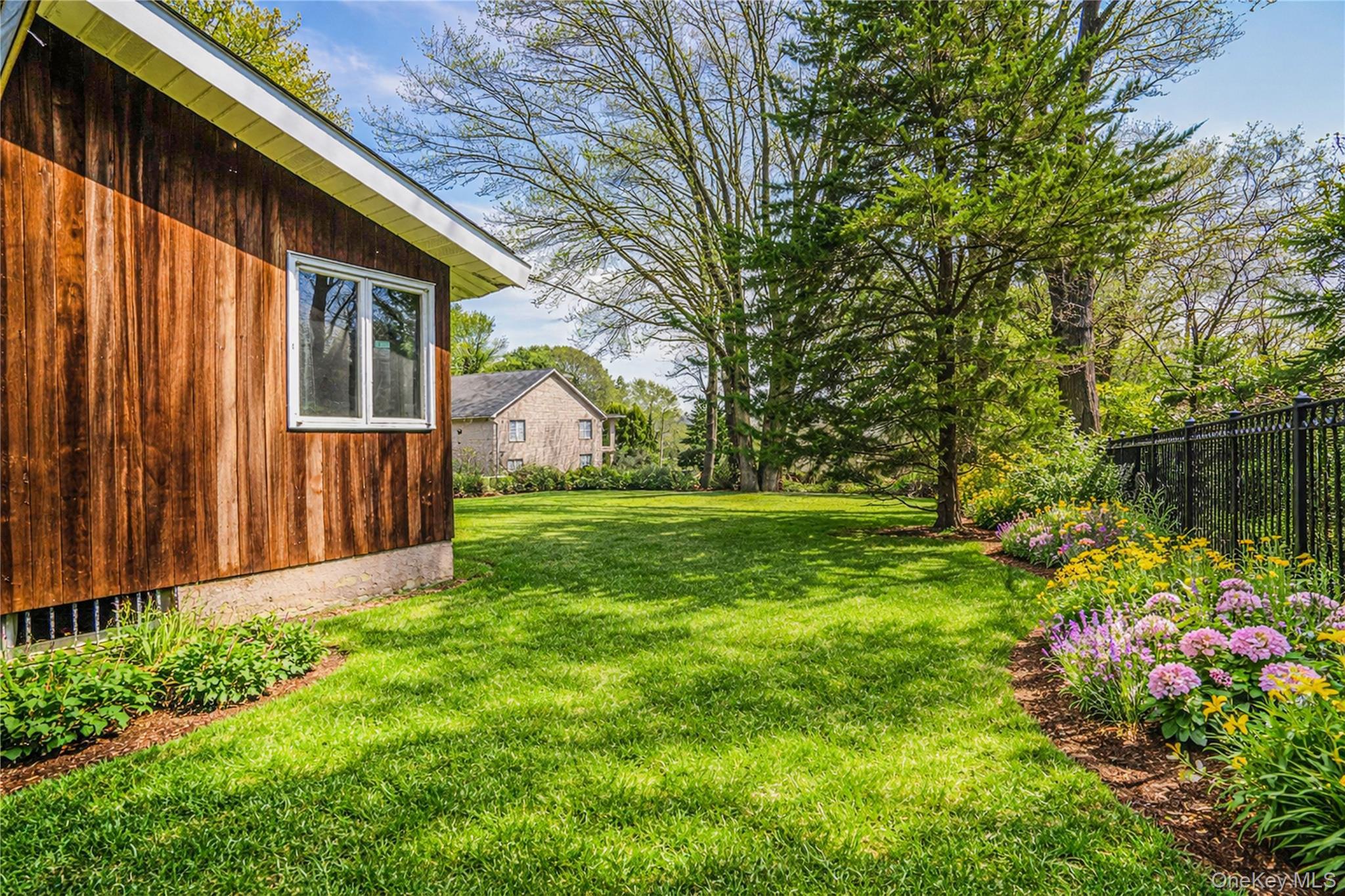 Single Family Emerson  Staten Island, NY 10301, MLS-986752-8