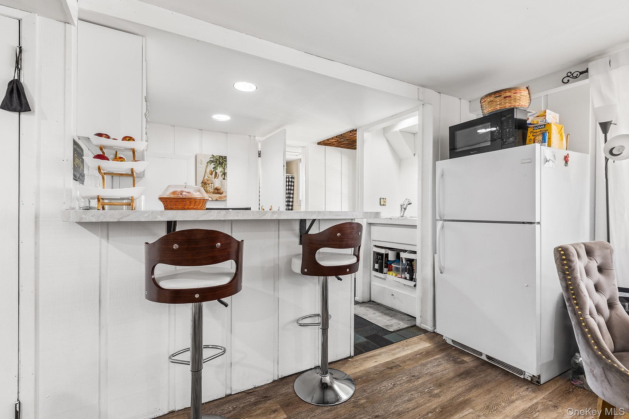 Single Family Carol  Westchester County, NY 10520, MLS-986765-22