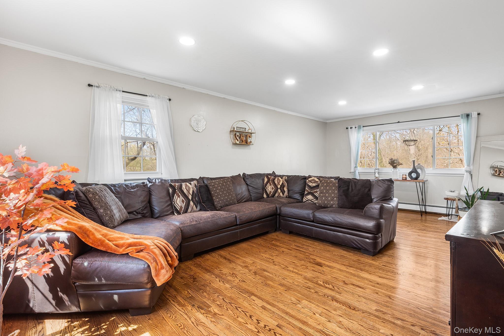 Single Family Carol  Westchester County, NY 10520, MLS-986765-4