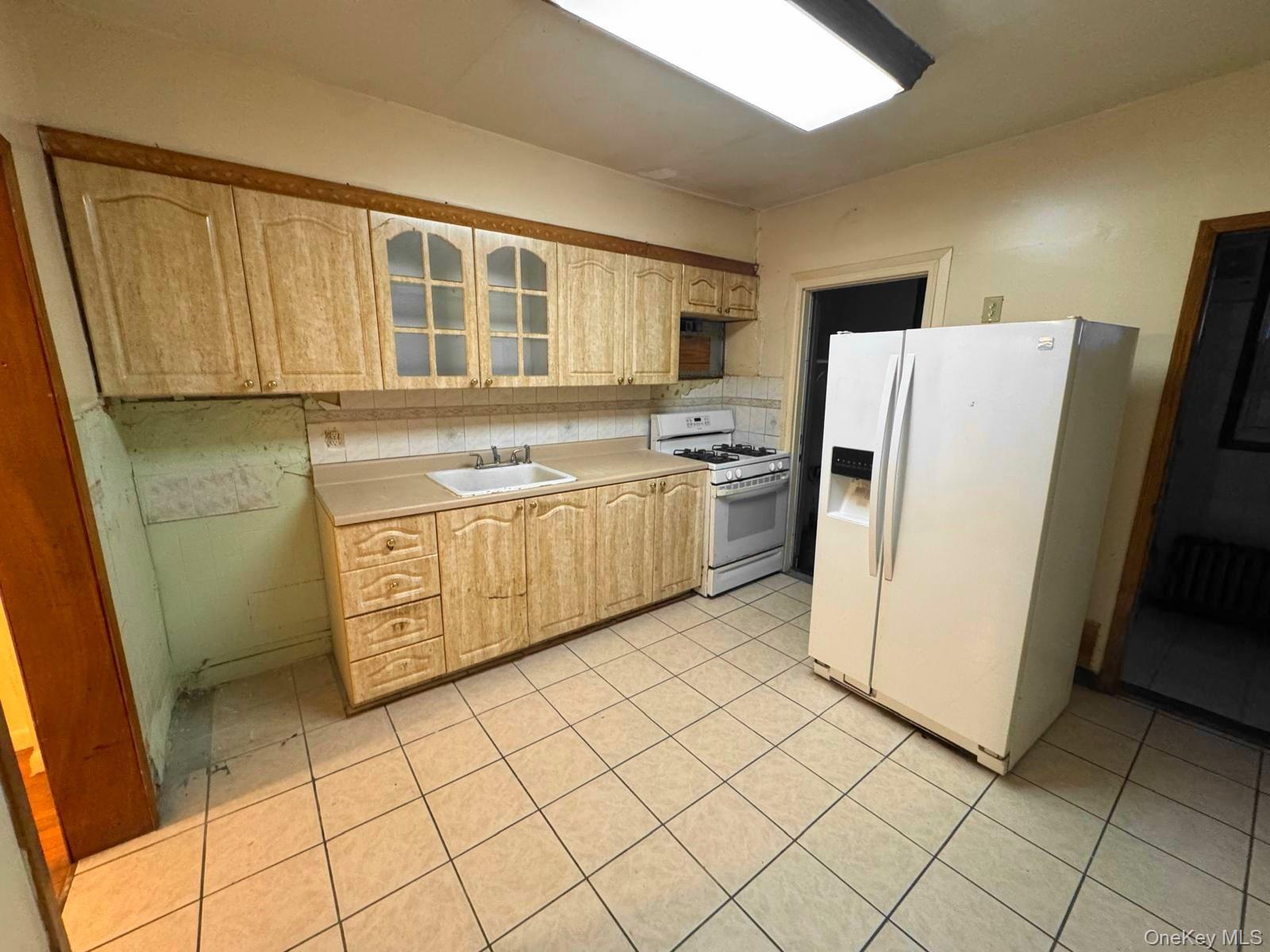 Single Family Crystal  Brooklyn, NY 11208, MLS-986794-8