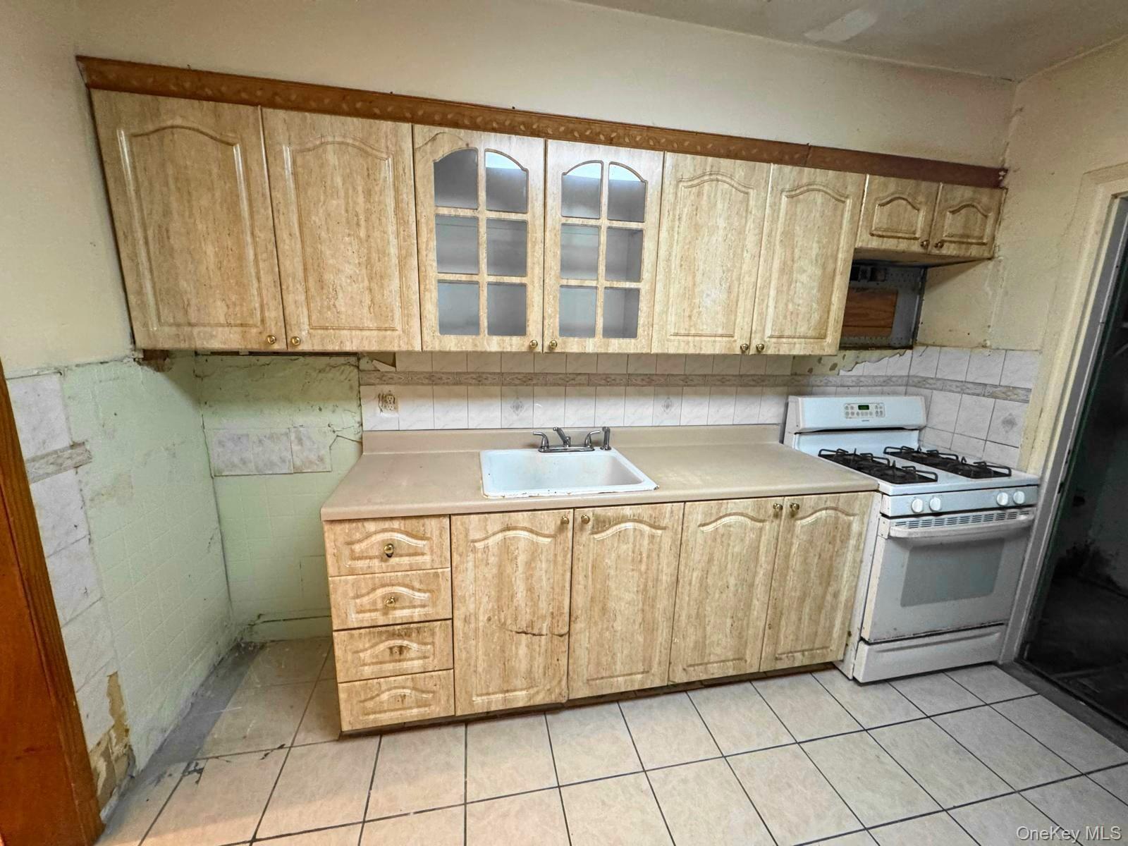 Single Family Crystal  Brooklyn, NY 11208, MLS-986794-9