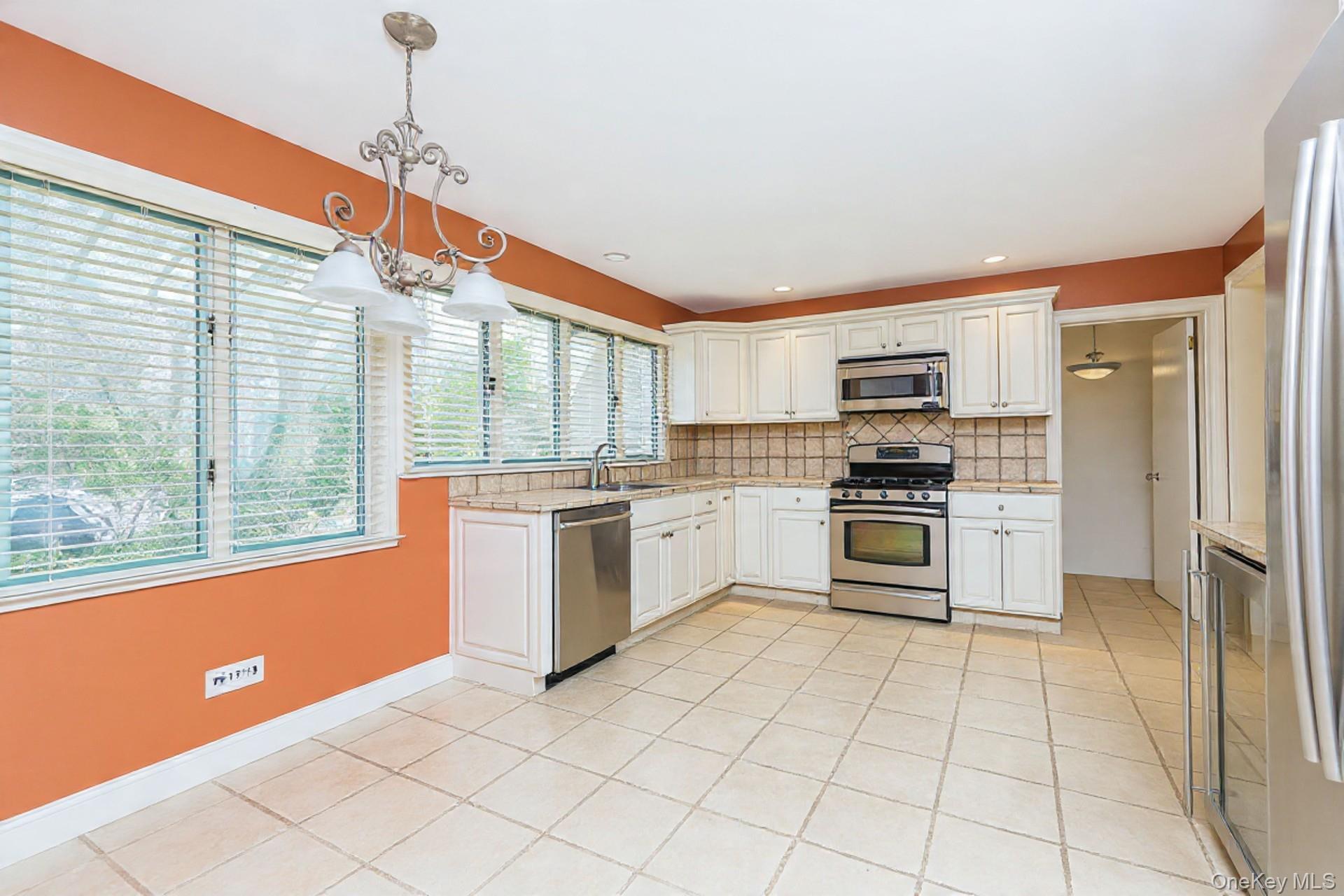 Single Family Emerson Staten Island, NY 10301, MLS-986832-3