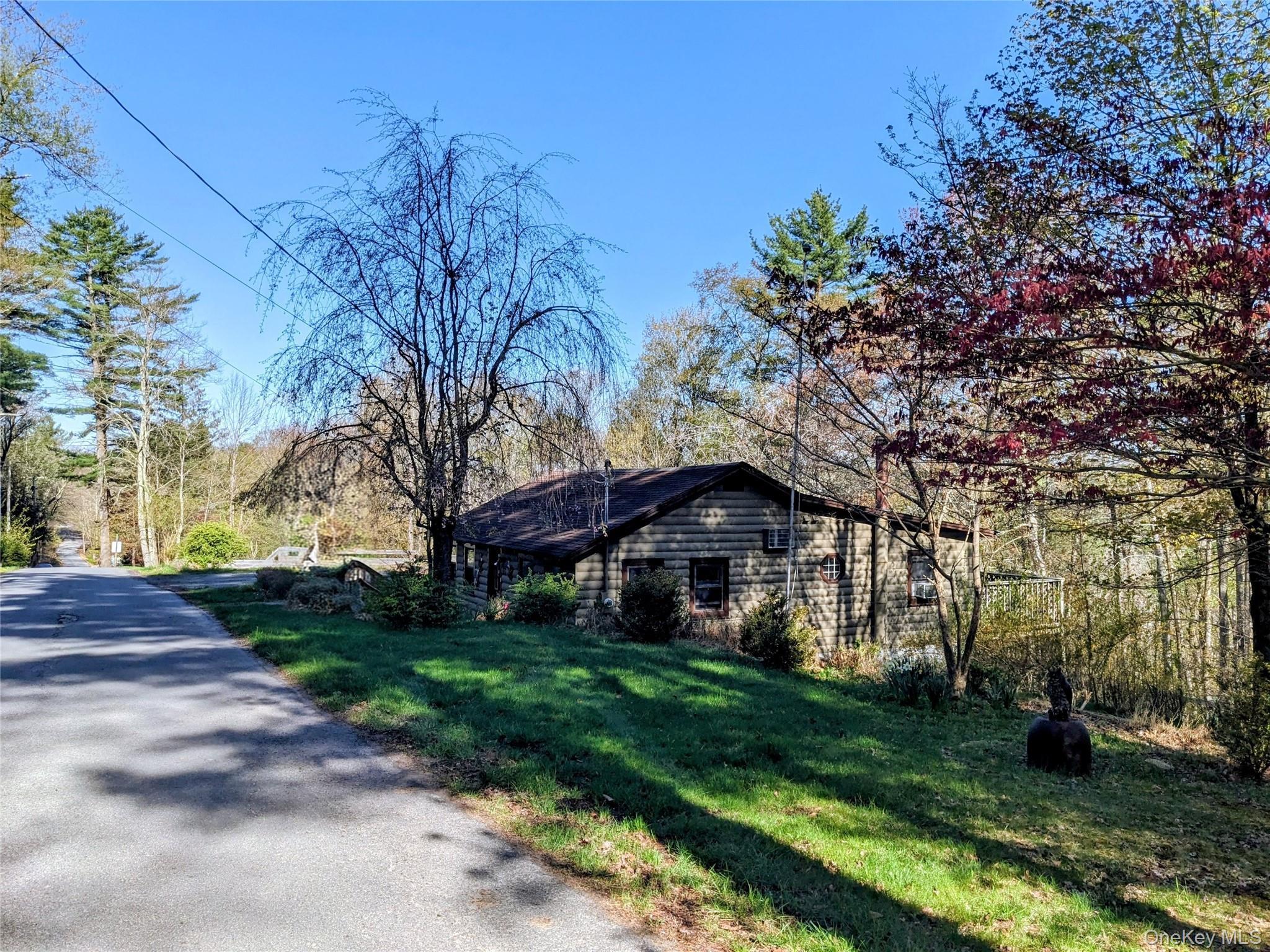 Single Family Tusten Sullivan County, NY 12778, MLS-986835-20