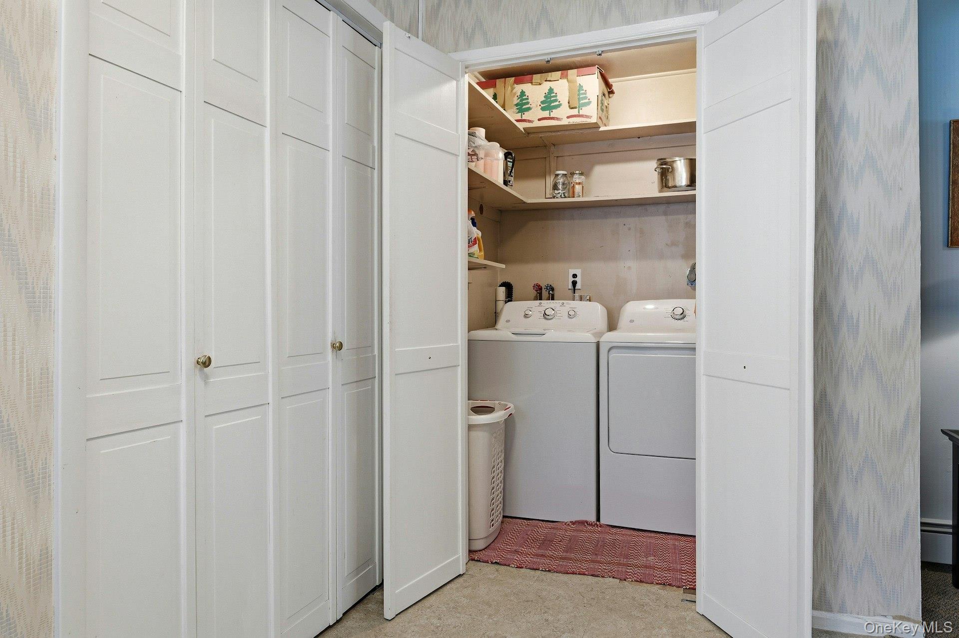 Single Family Saddle  Nassau County, NY 11756, MLS-986837-25