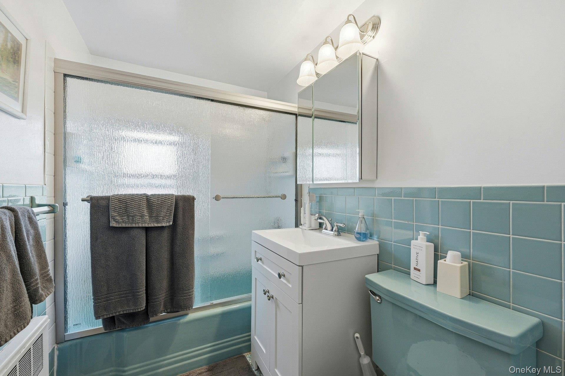 Single Family Saddle  Nassau County, NY 11756, MLS-986837-27