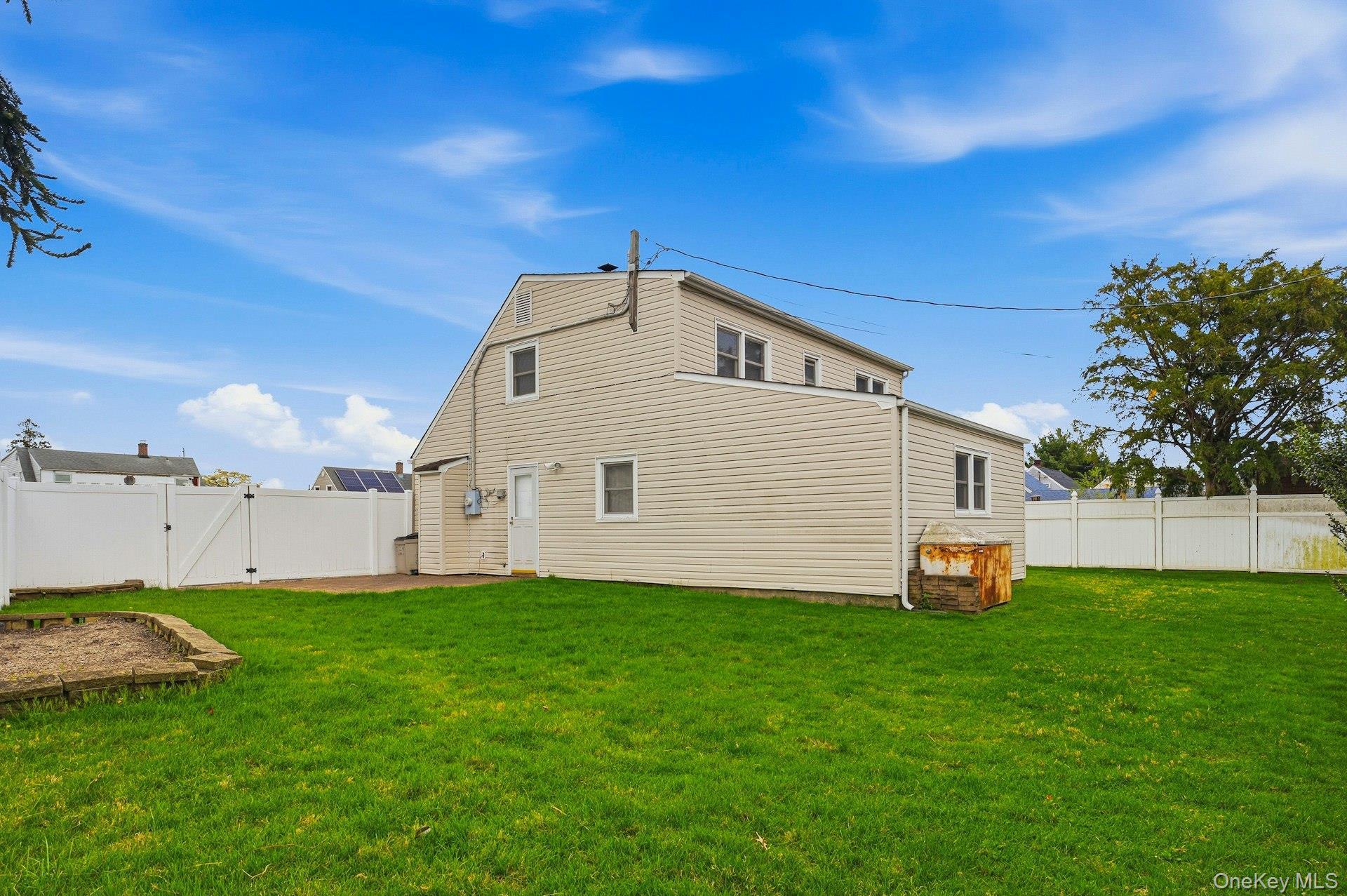 Single Family Saddle  Nassau County, NY 11756, MLS-986837-4