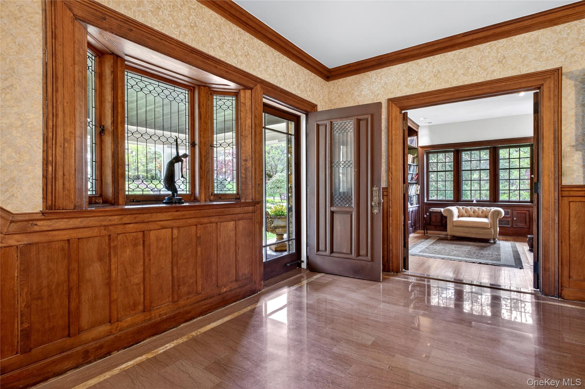 Single Family West Drive  Nassau County, NY 11030, MLS-986838-8