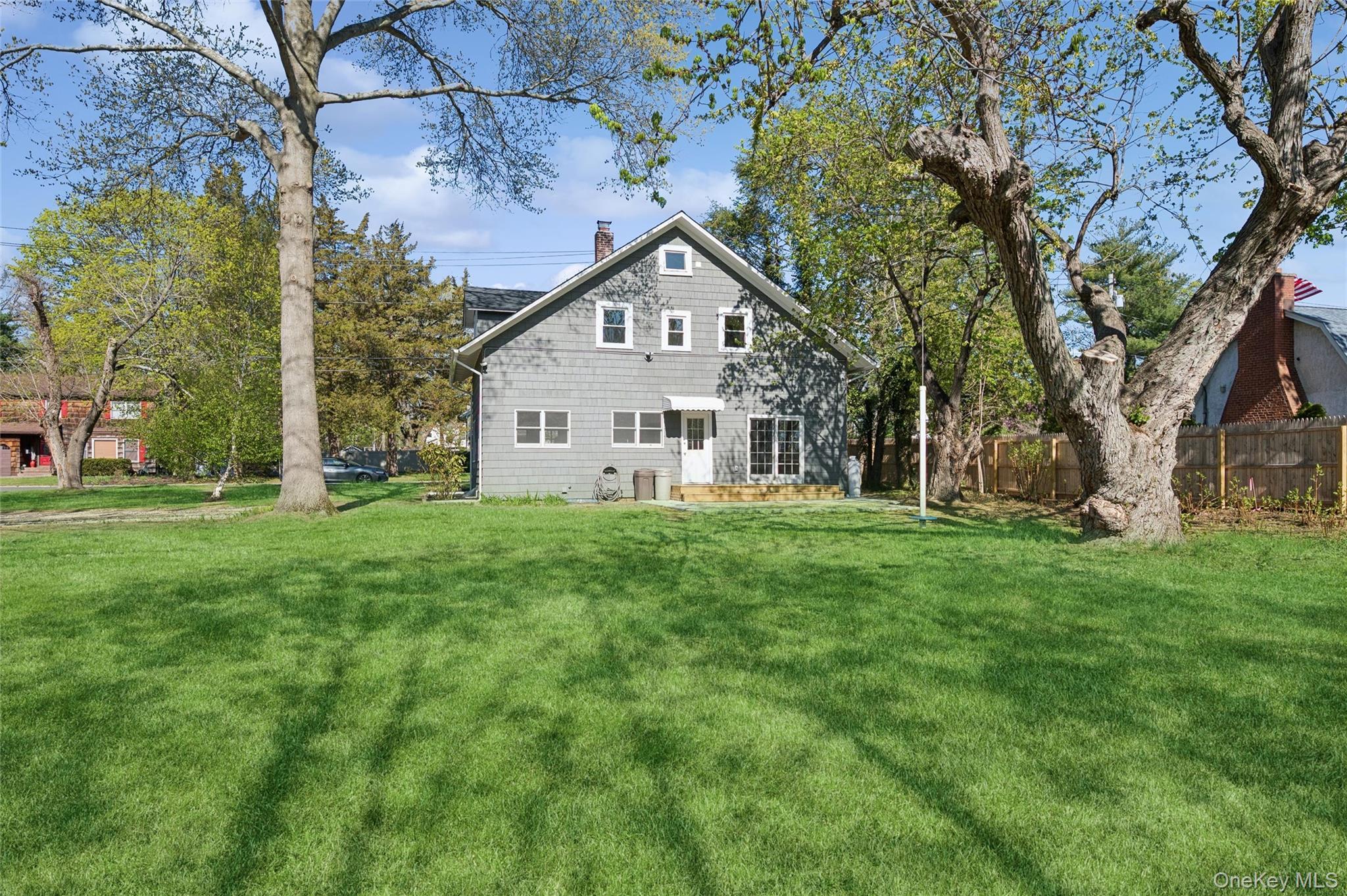 Single Family Juniper  Suffolk County, NY 11787, MLS-986843-31