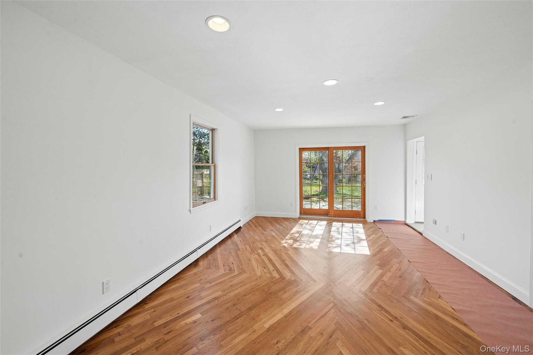 Single Family Juniper  Suffolk County, NY 11787, MLS-986843-6